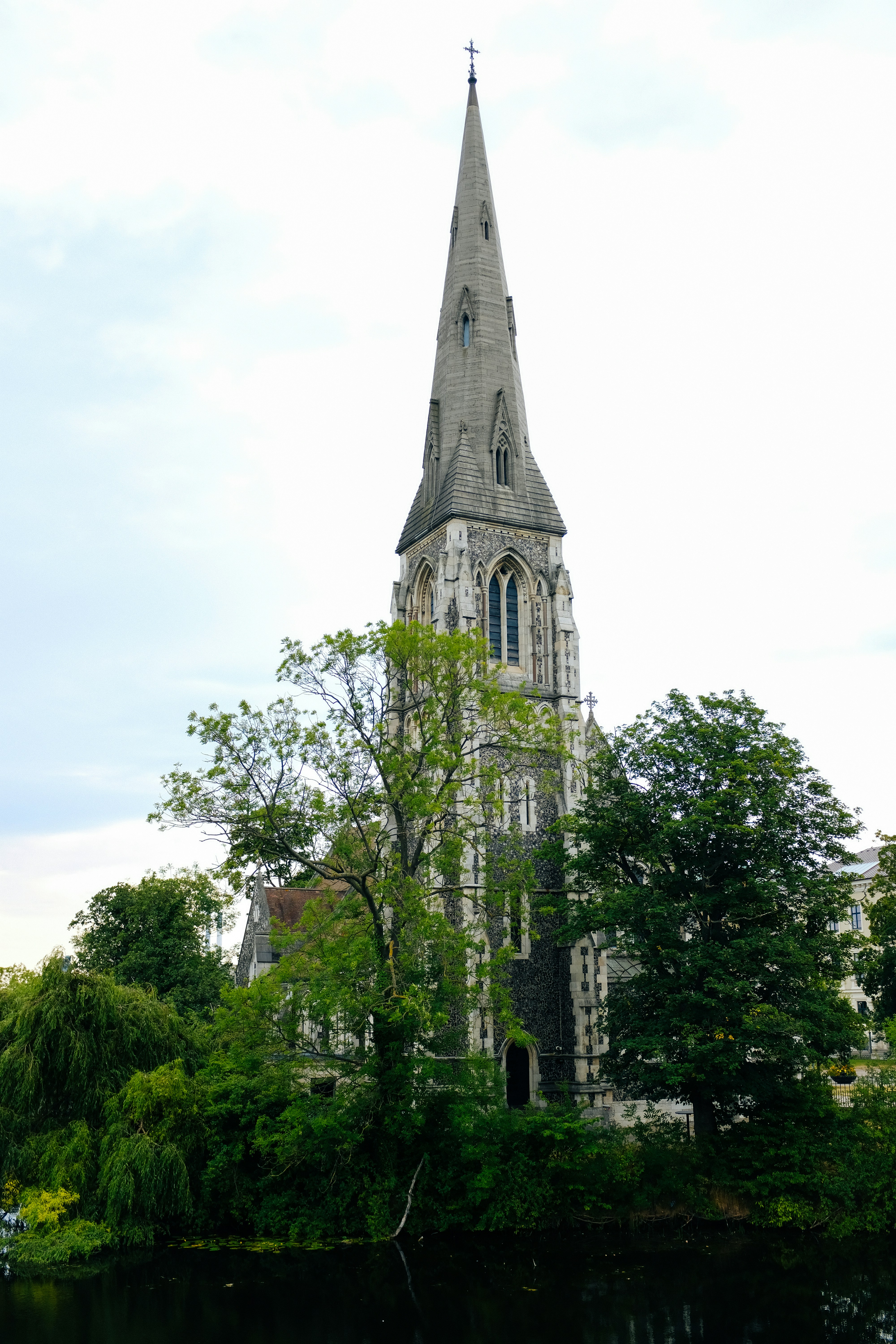 Photo by adrienolichon