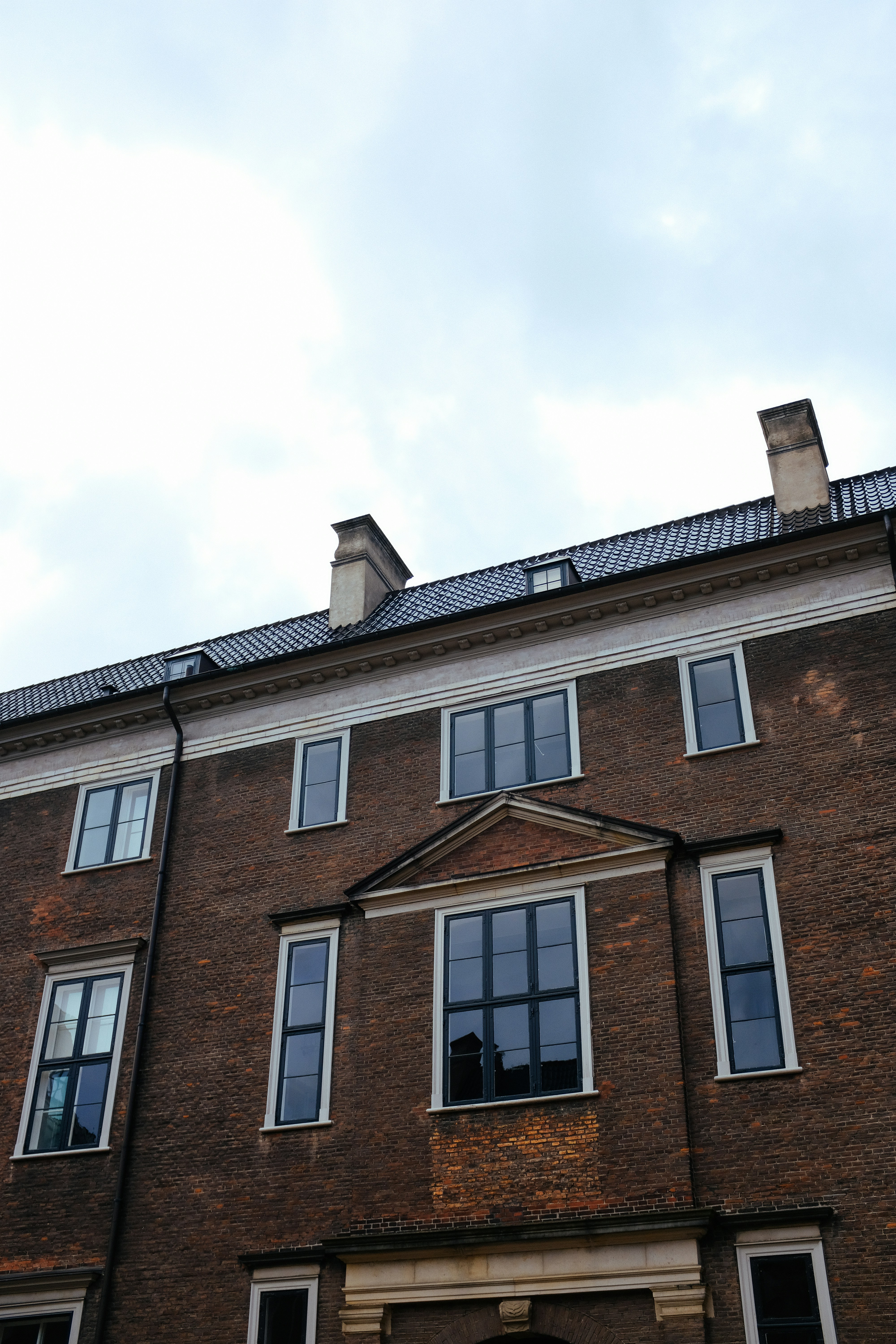 Photo by adrienolichon