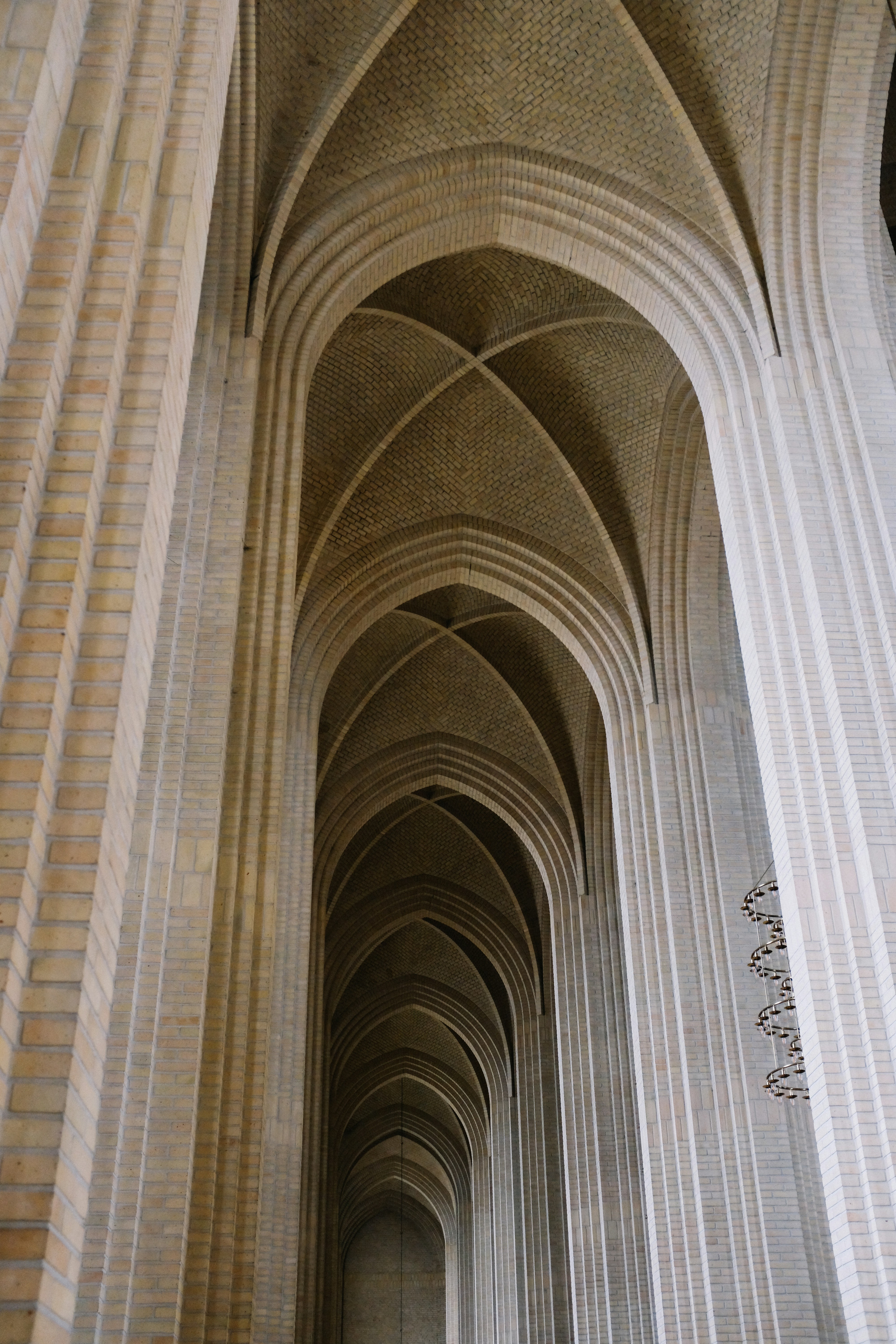 Photo by adrienolichon