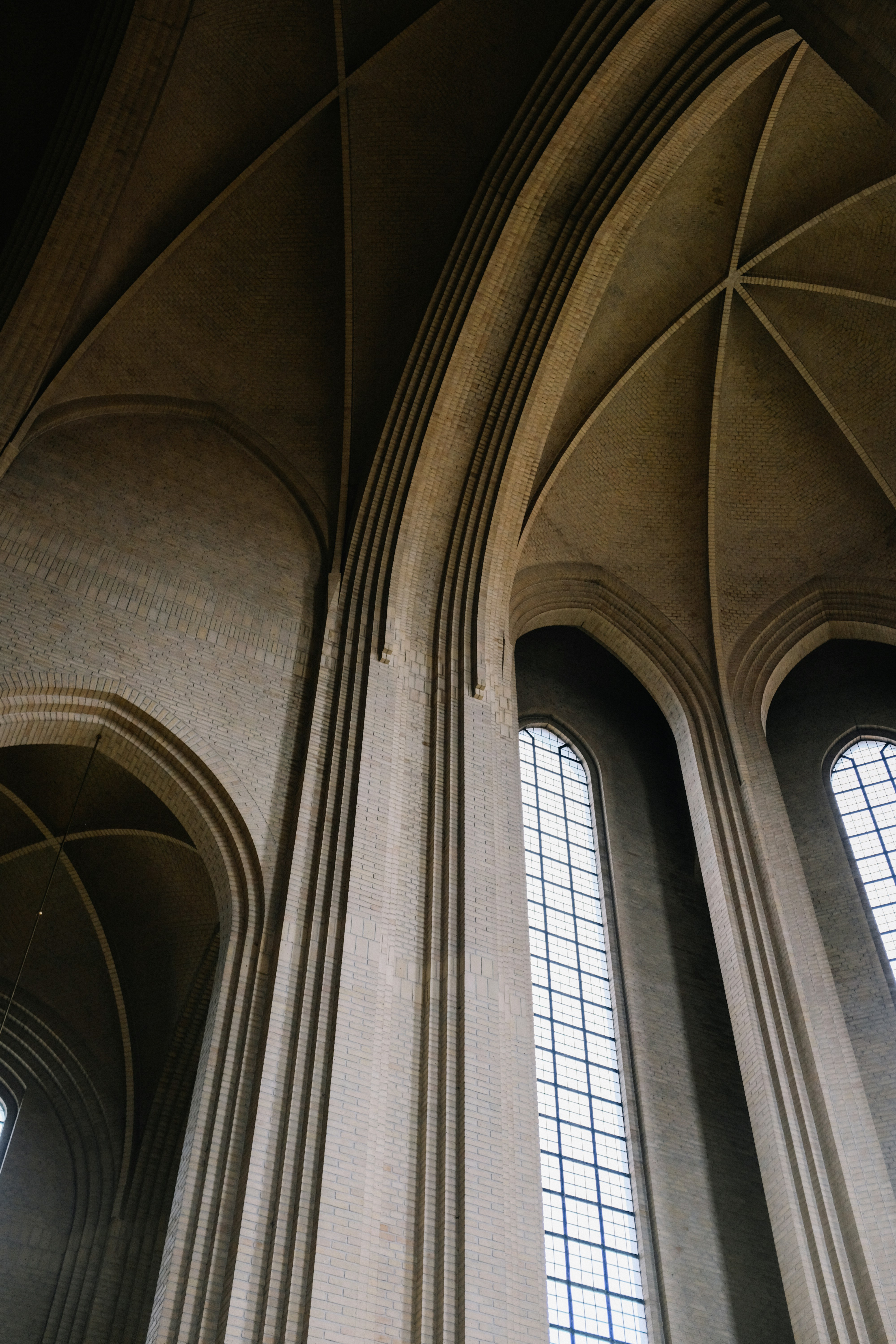 Photo by adrienolichon