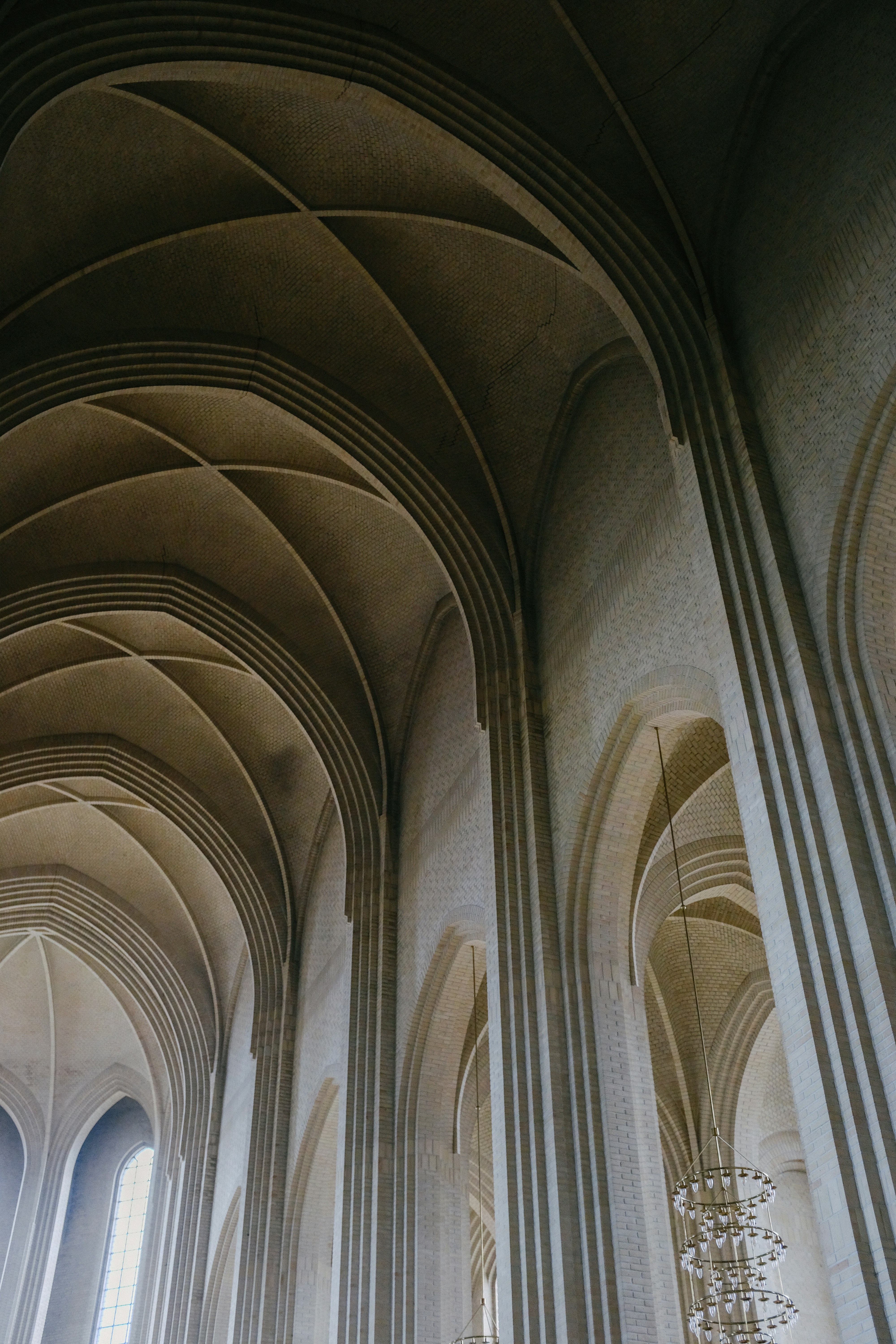 Photo by adrienolichon