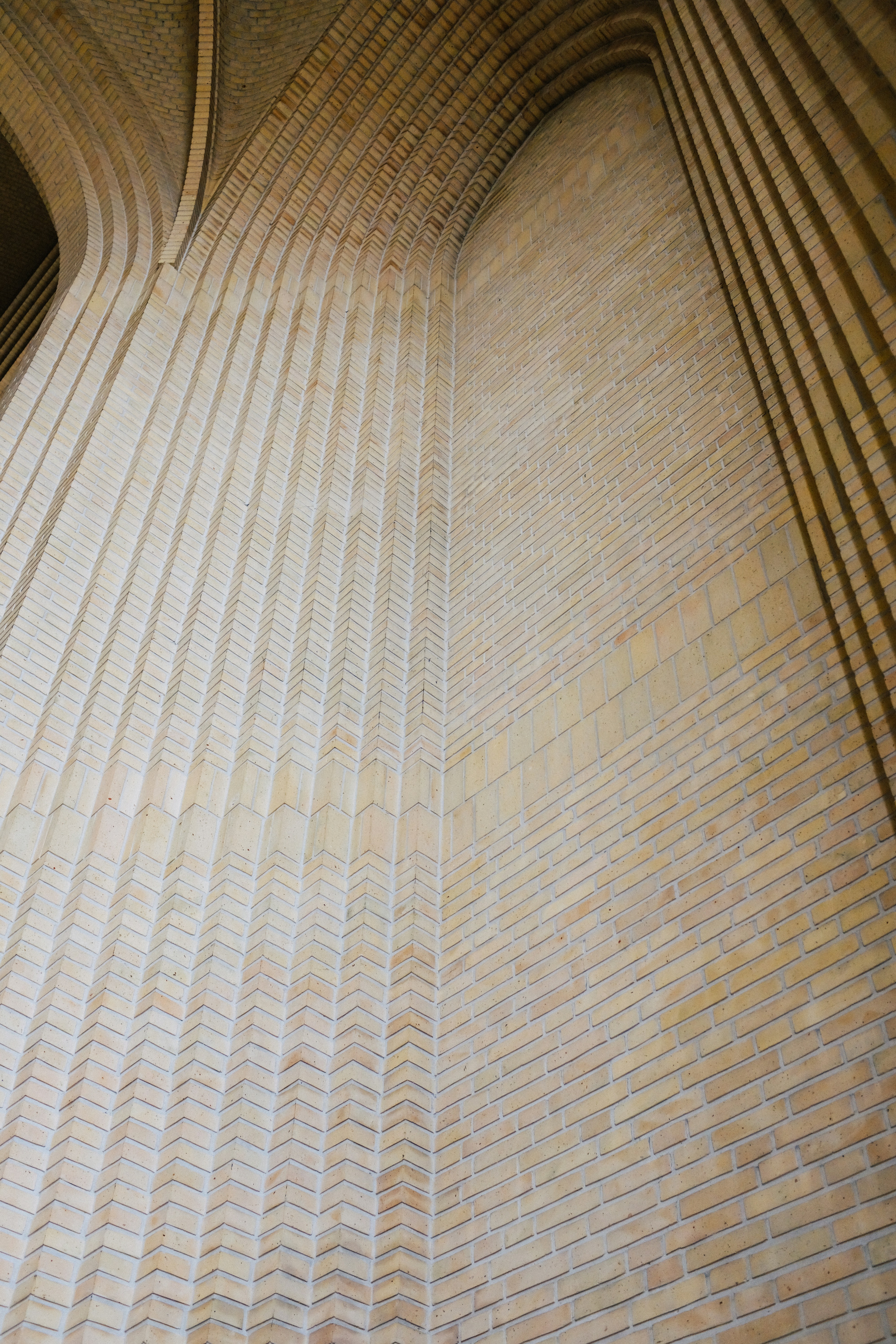 Photo by adrienolichon