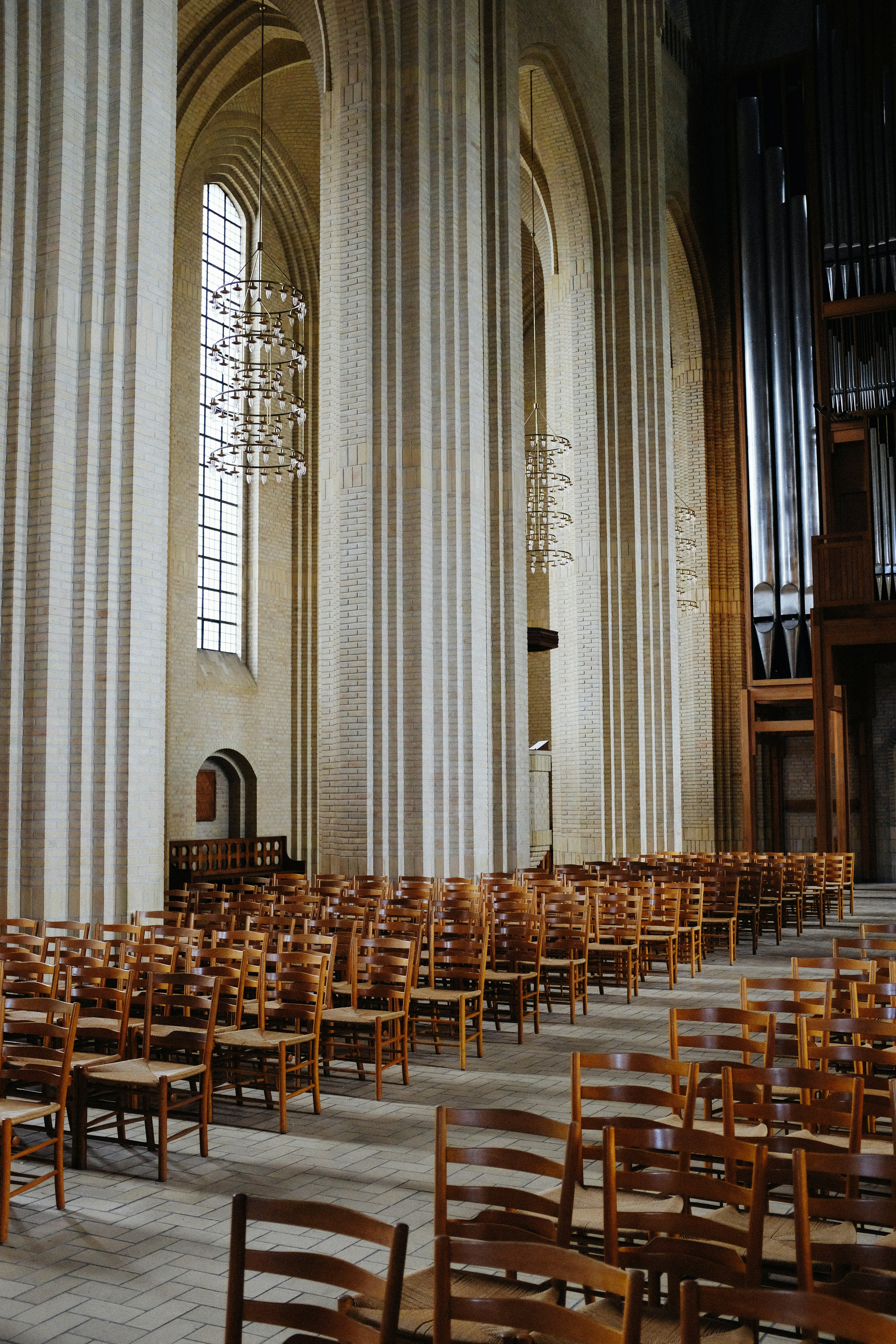 Photo by adrienolichon