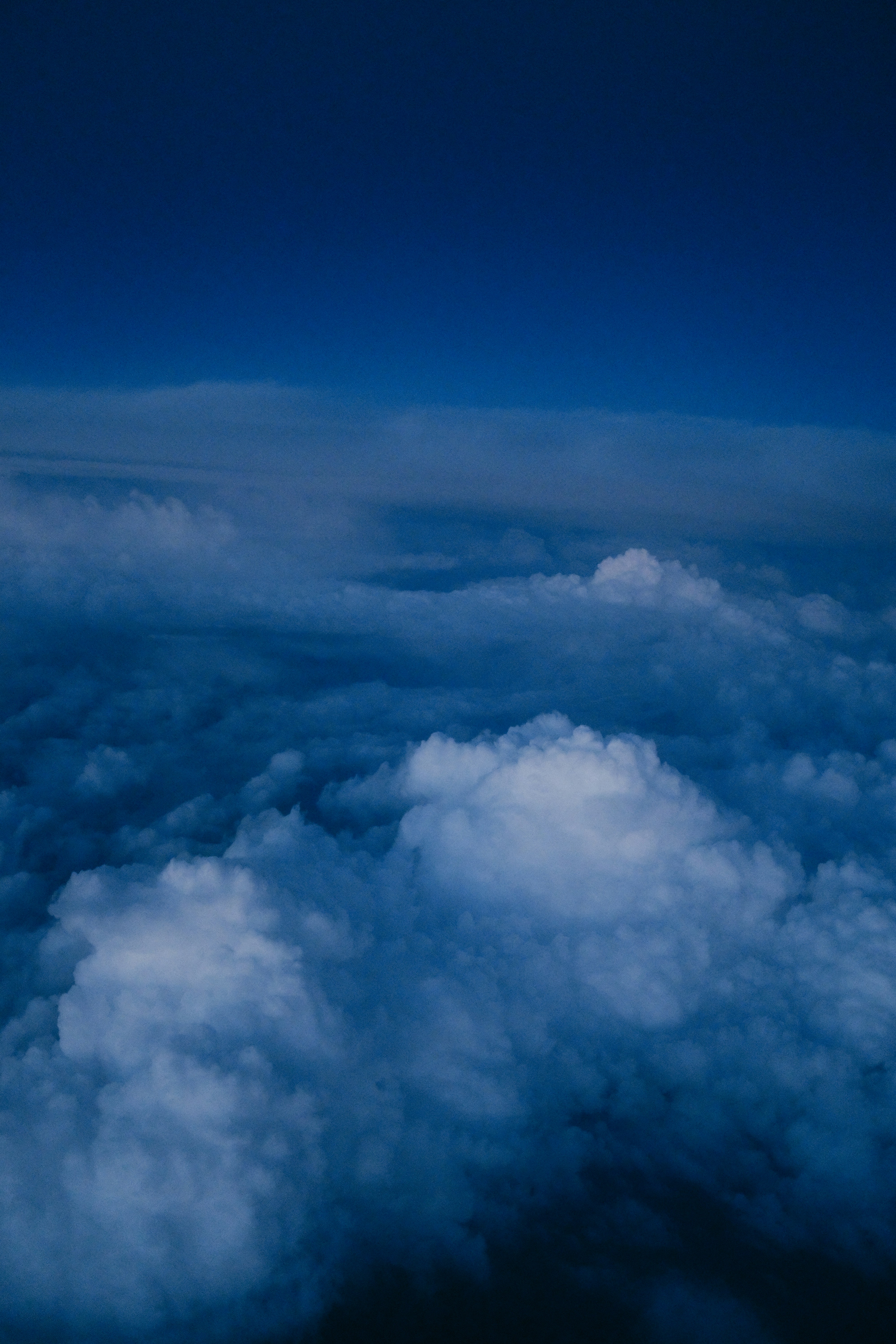 Photo by adrienolichon