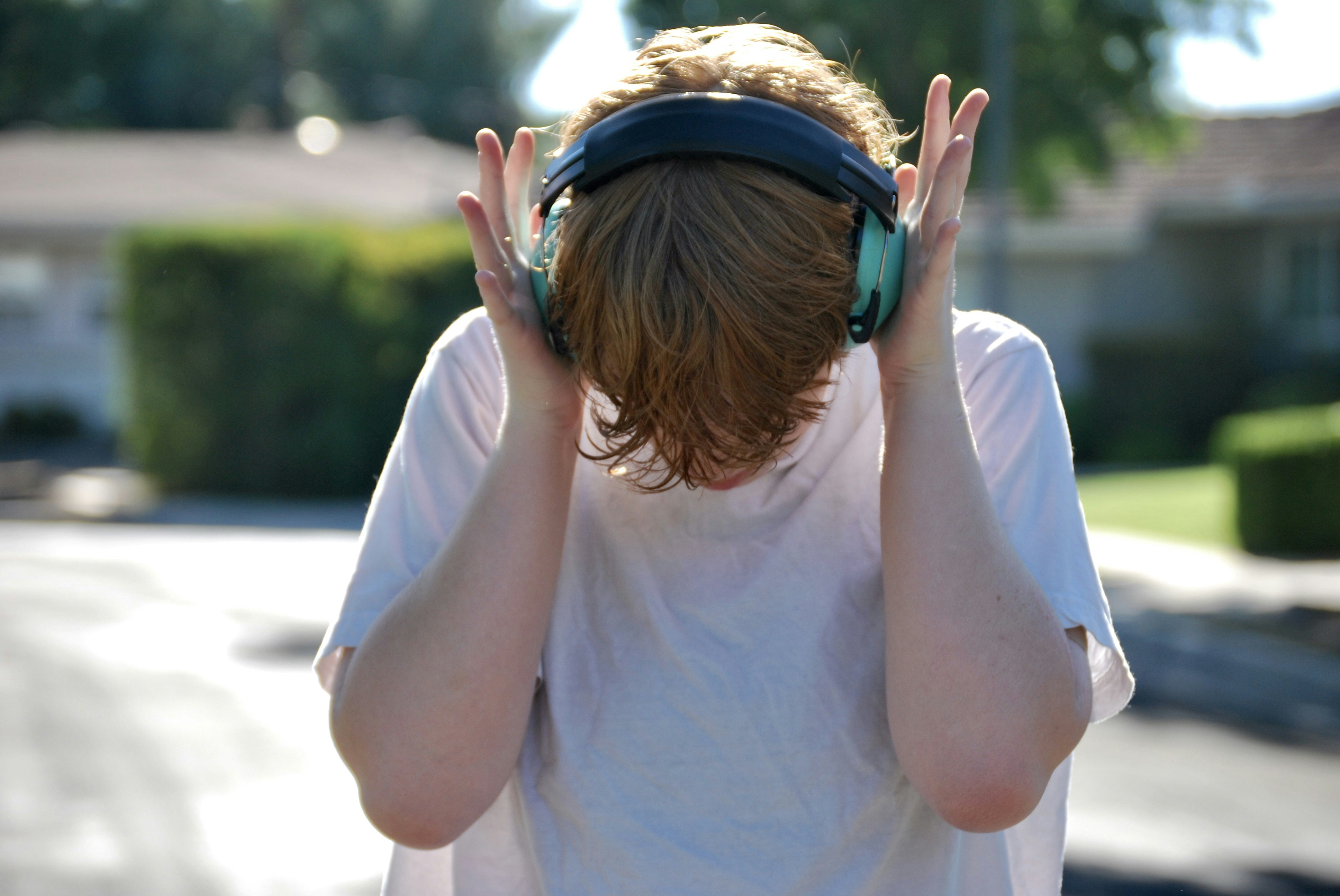 Учні використовують VR-обладнання