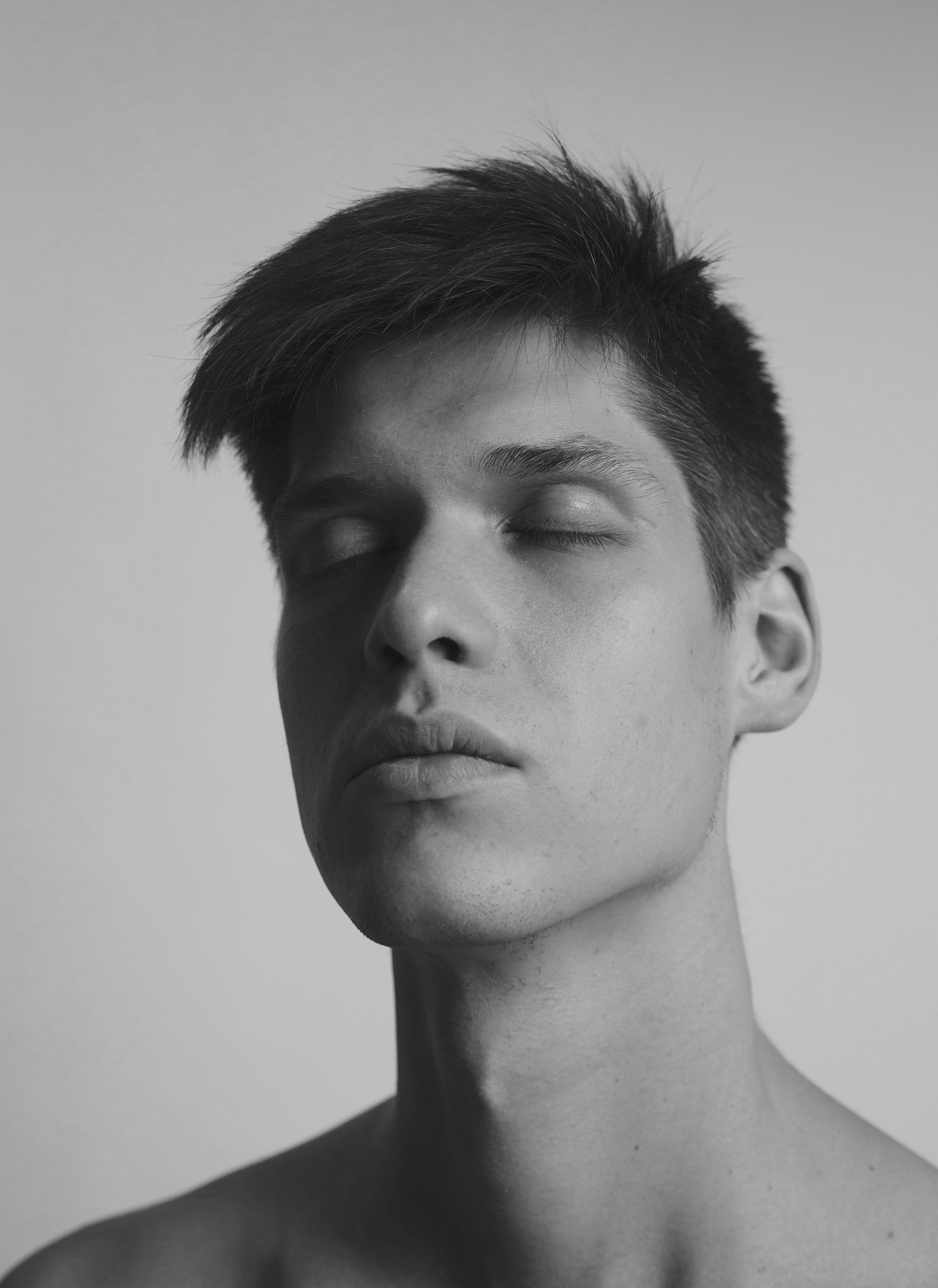 Photo by leonshaydulin