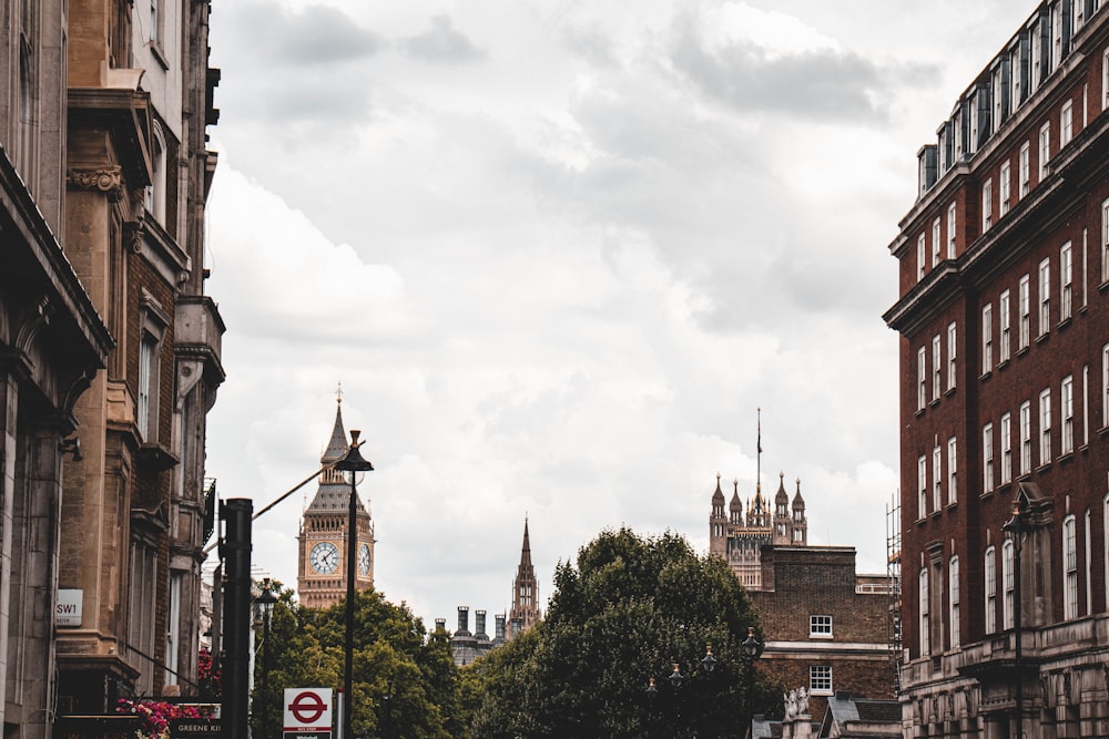 a clock tower in a city