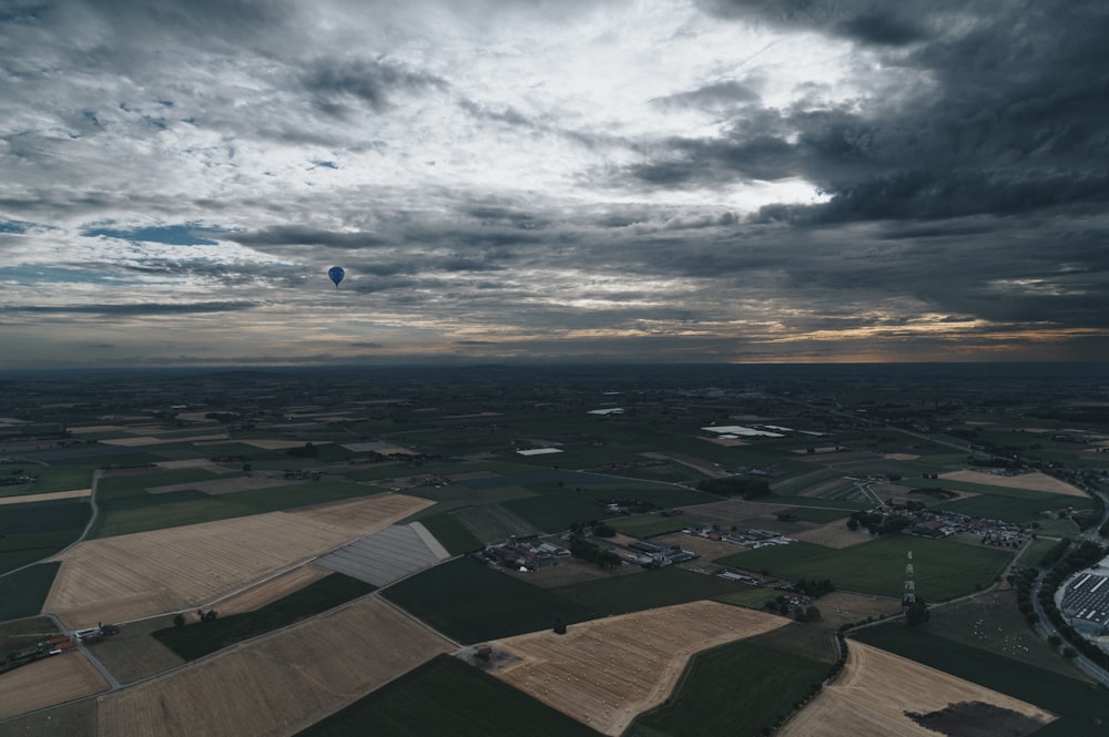 Una vista de una ciudad desde arriba