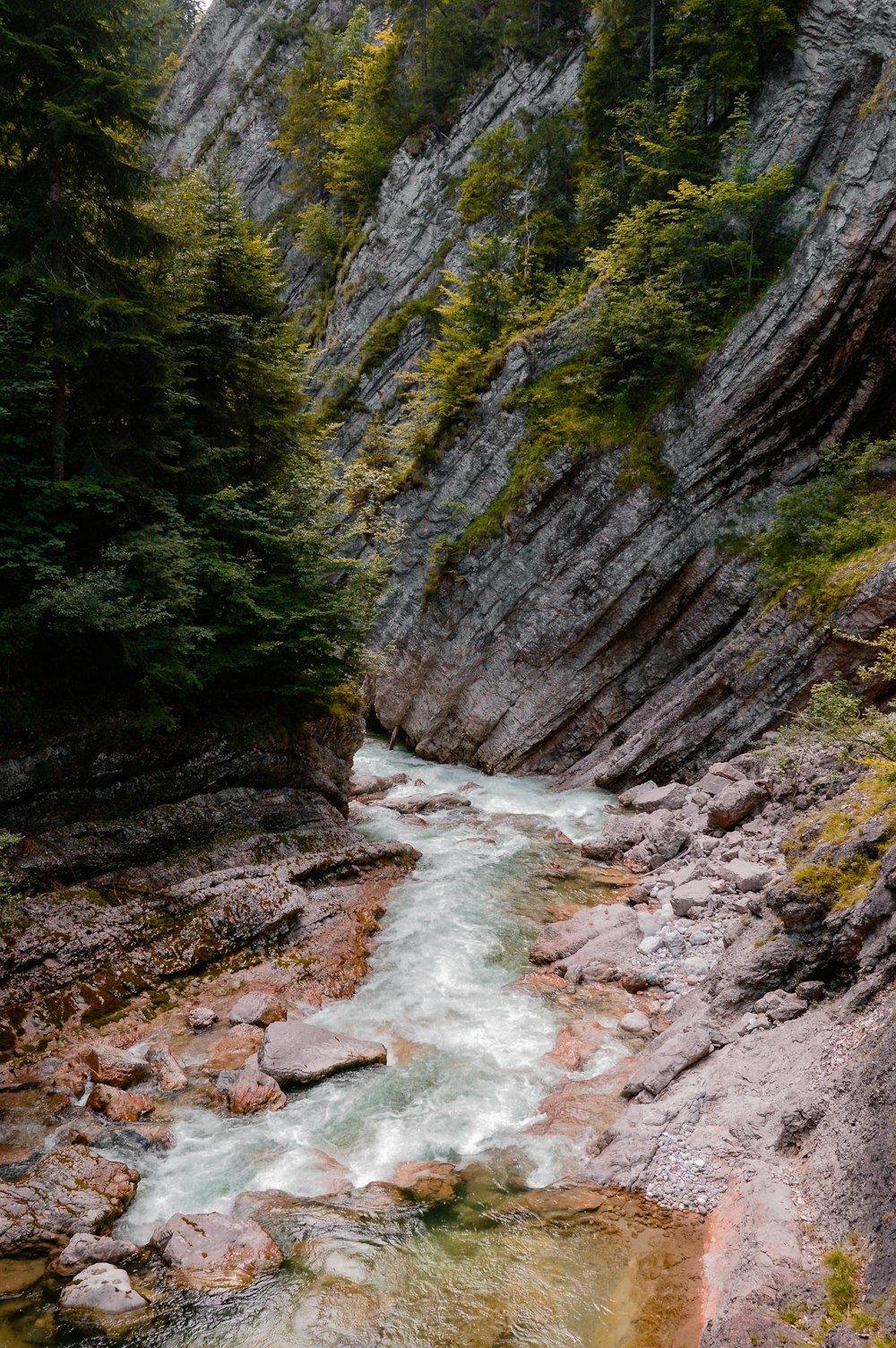 a river running through a rocky area