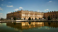 Best Laptop Friendly Cafes in Versailles With Fast Wifi