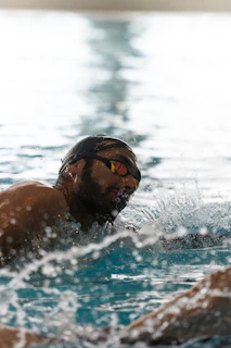 a person swimming in a pool