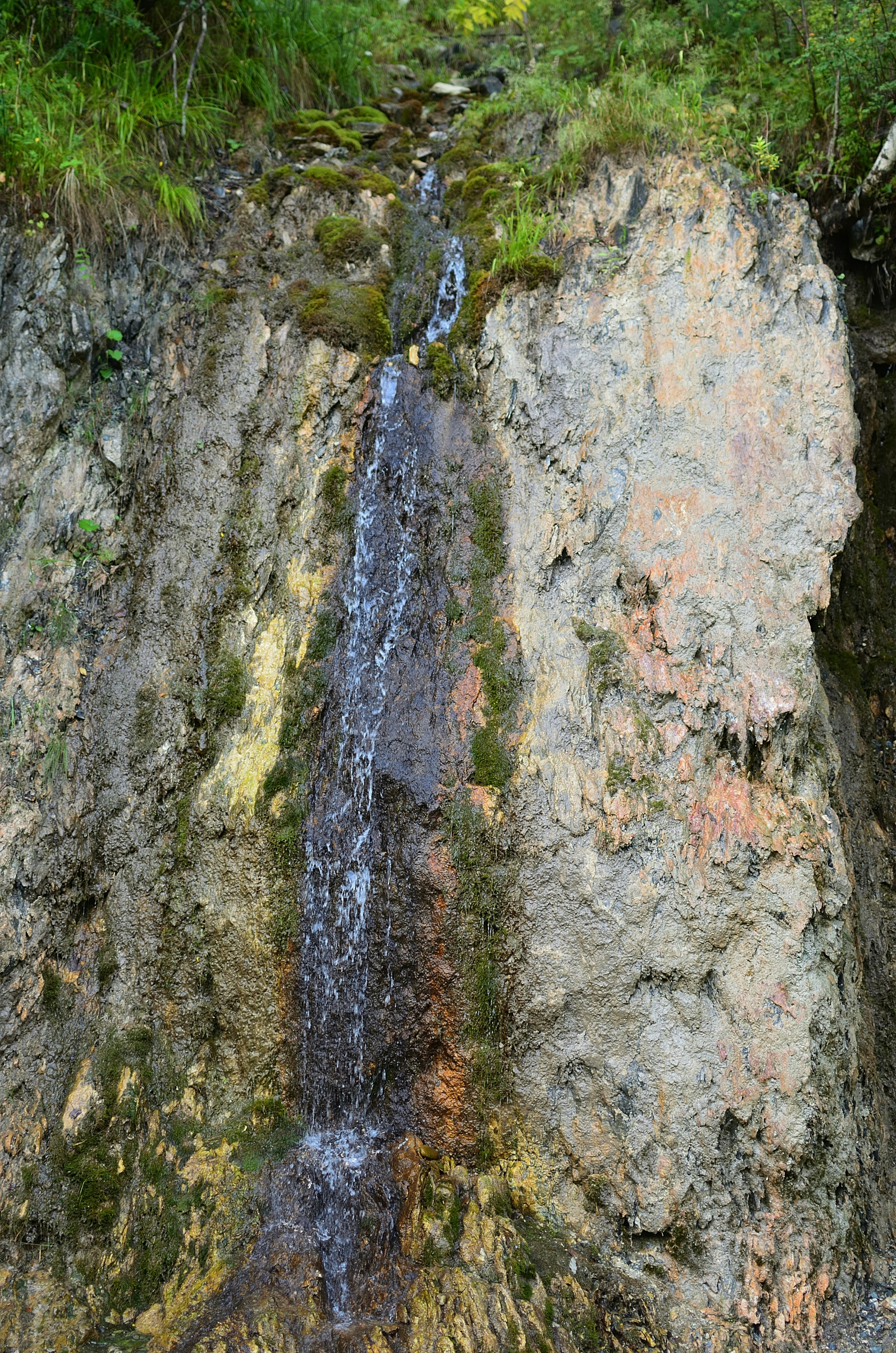 photo-1659319650929-5c4048f3cdbe?crop=entropy&cs=srgb&fm=jpg&ixid=M3wzMjkxMTJ8MHwxfHNlYXJjaHw0fHxDYWNob2VpcmElMjBTYWx0JUMzJUEzbyUyMGVtJTIwSXRpcmFwaW5hfGVufDB8fHx8MTc2NDI3MDU0MXww&ixlib=rb-4.1 Descubra as Melhores Cachoeiras Perto de Você: Guia Completo