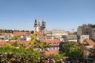 a city with many buildings