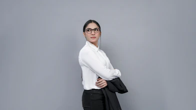 a person with the arms crossed