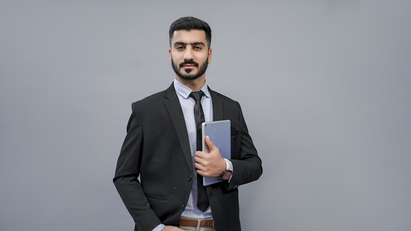 Sarah Johnson - SEO expert for landscaping businesses in USA & UK