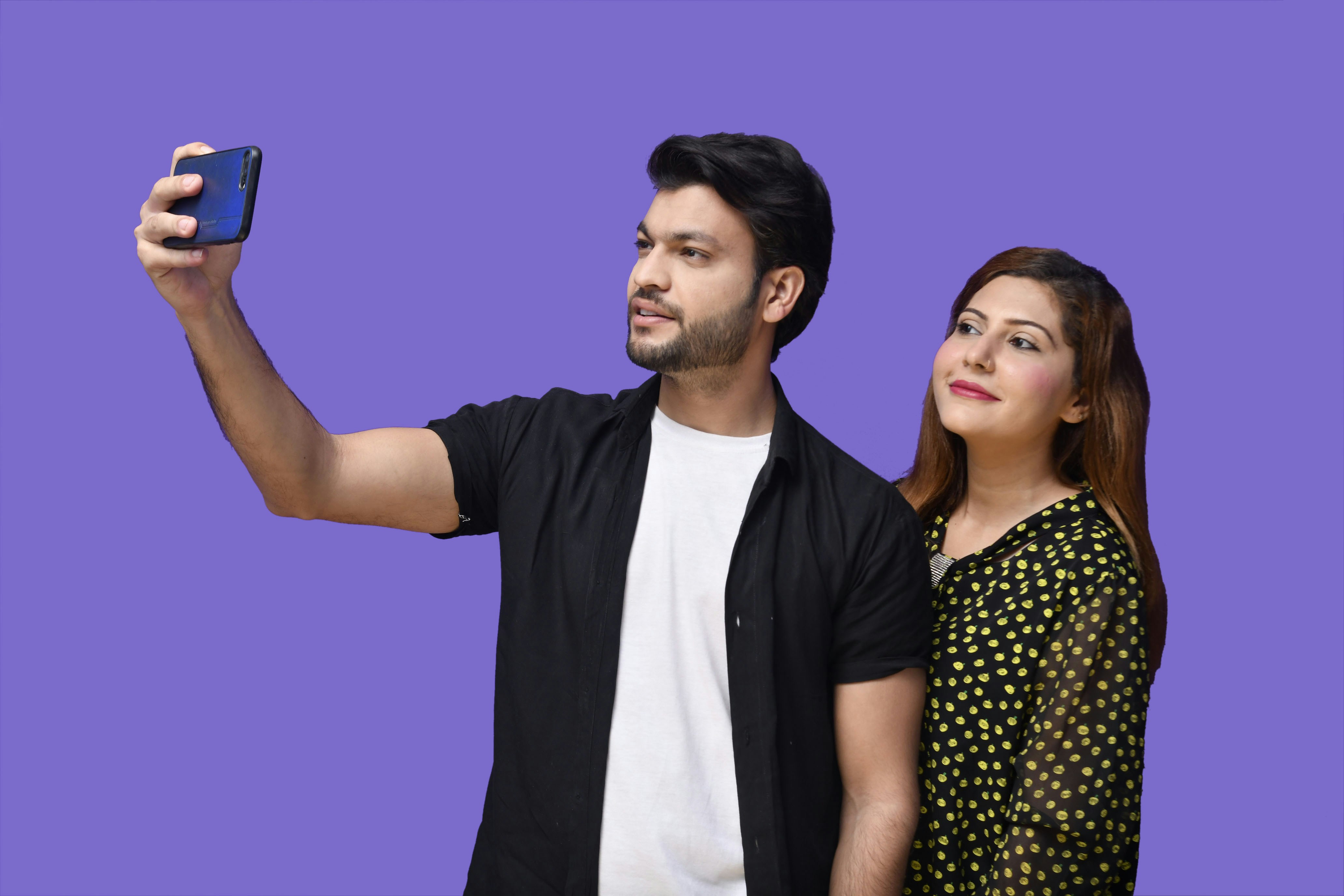 How to Find Friends Online in India Effectively with Chat24