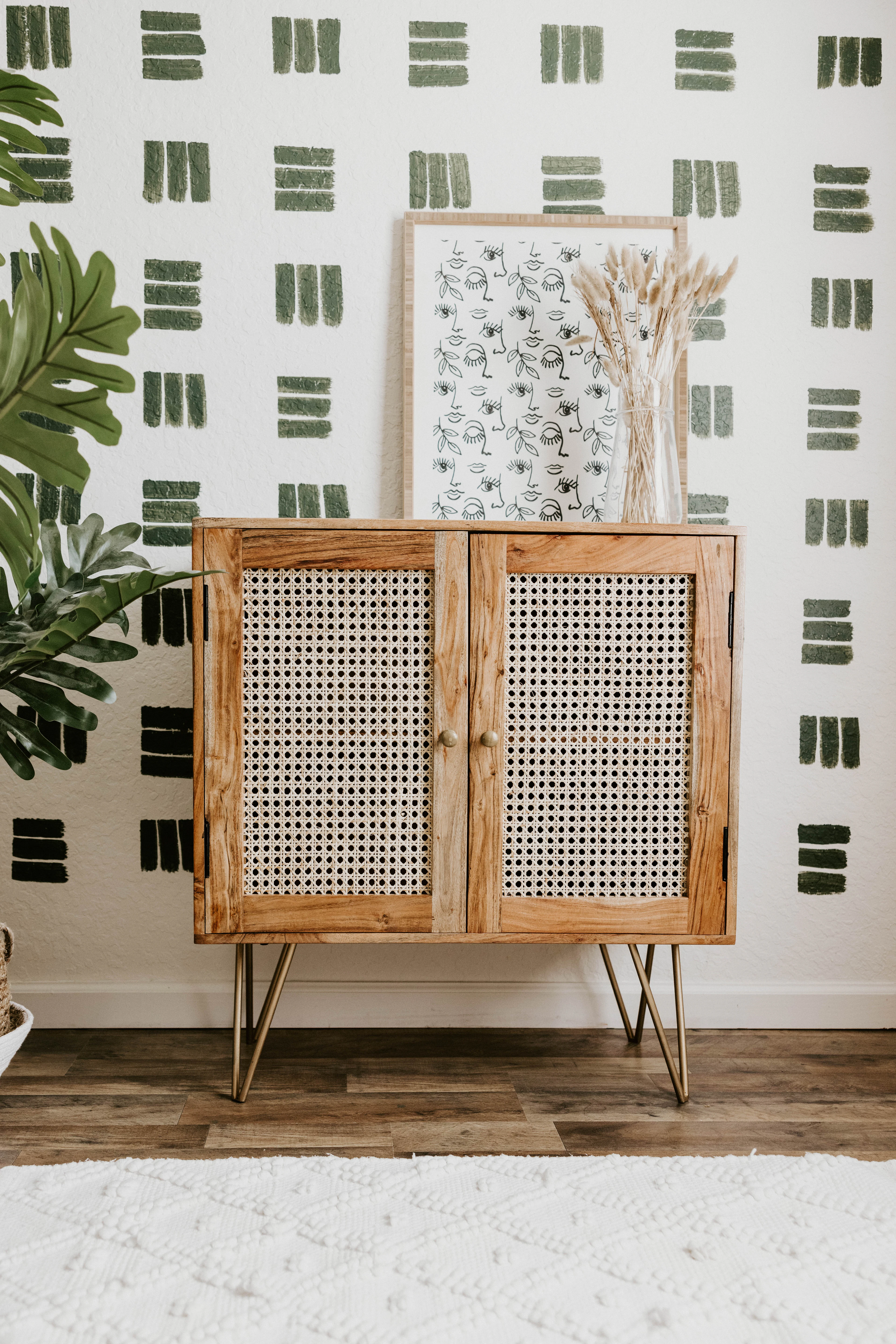 Wooden kitchen cabinets