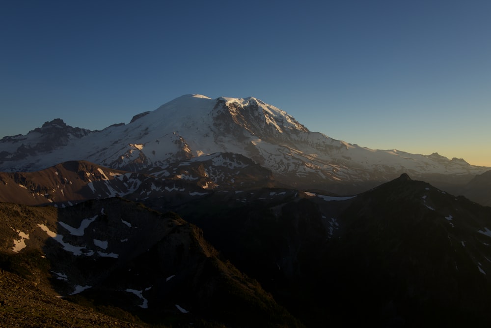 a snowy mountain range