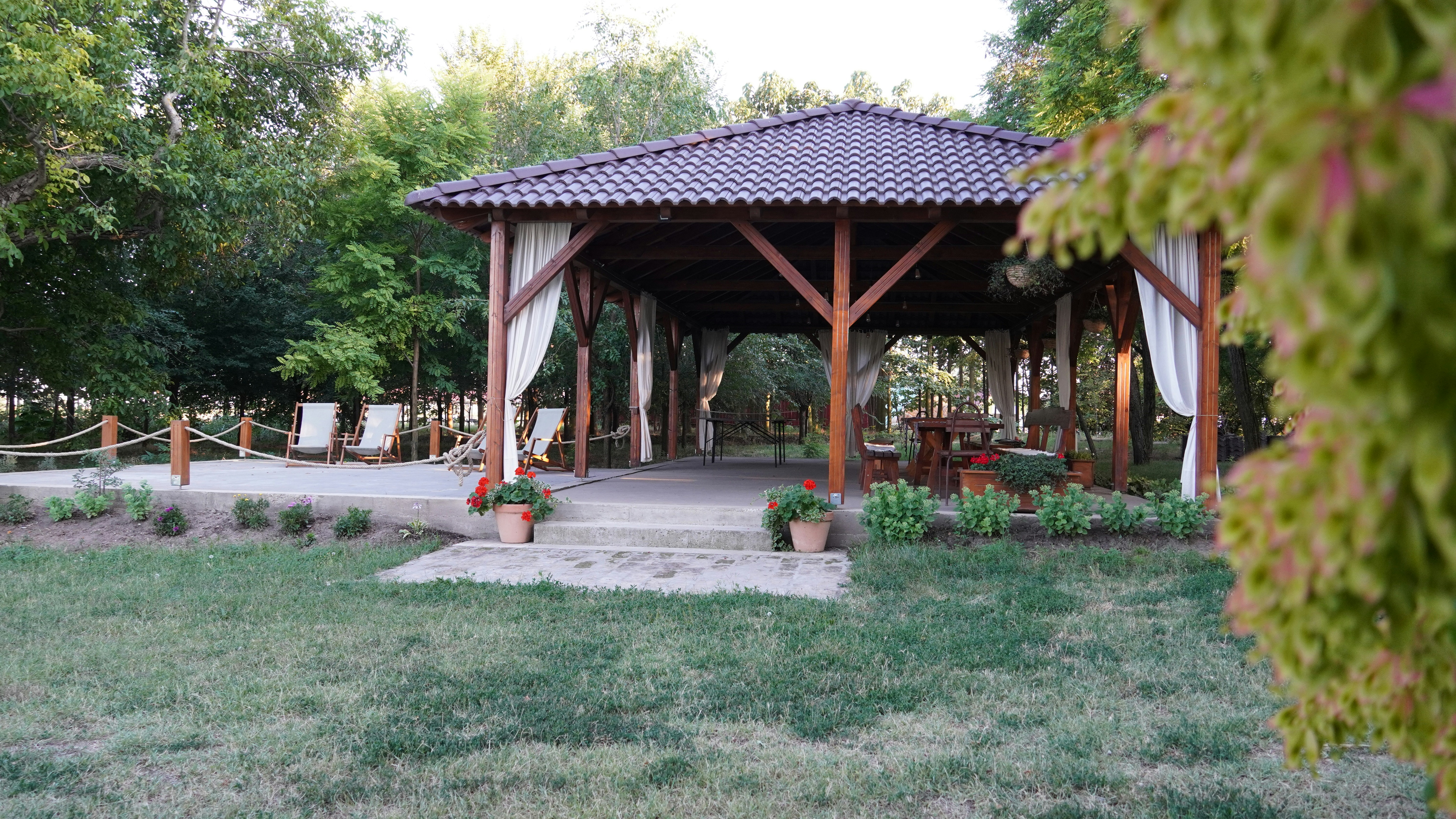 a gazebo in a yard