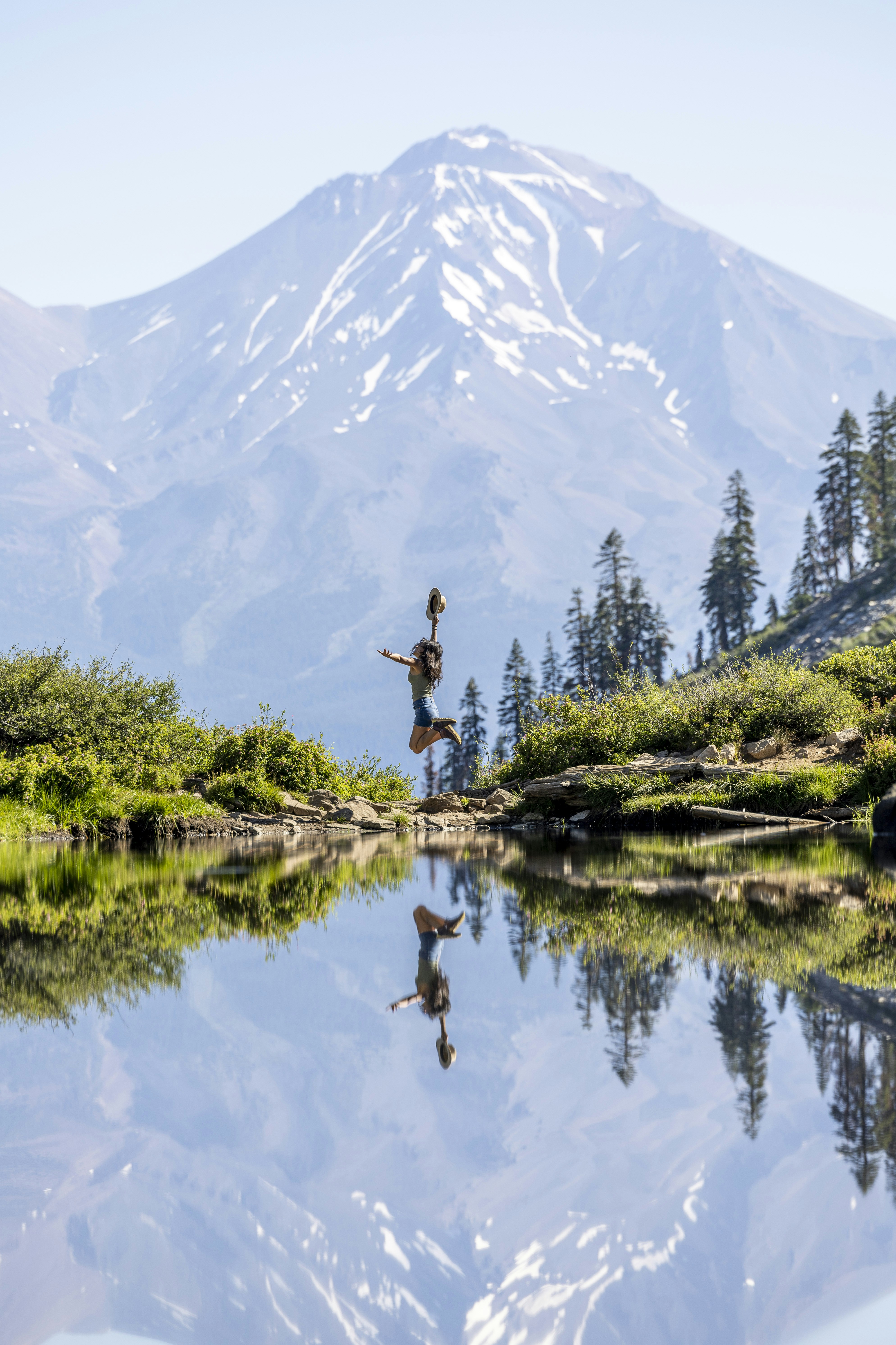Cover Image for Mt Shasta Priestess Caravan