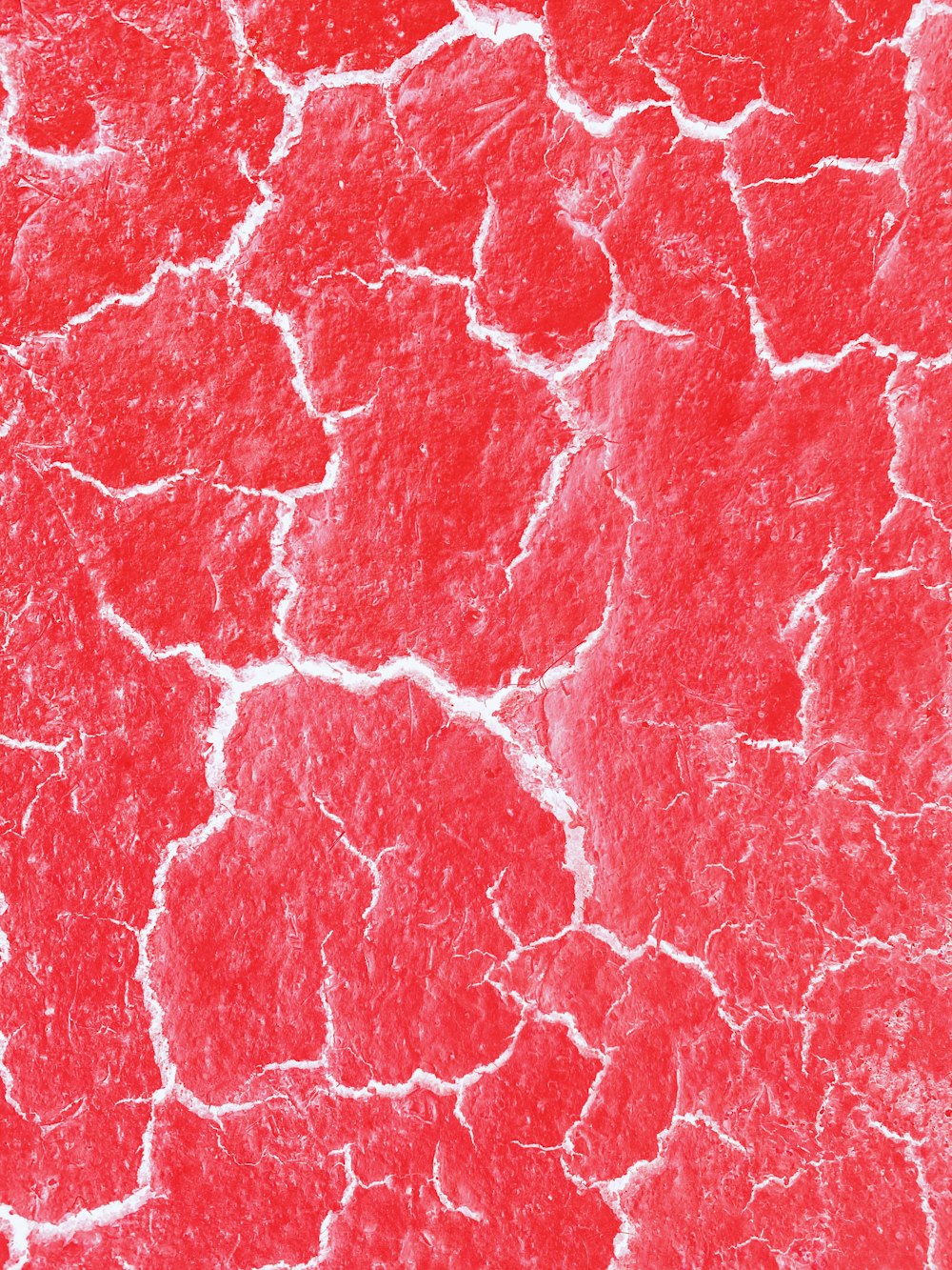 a red and white background