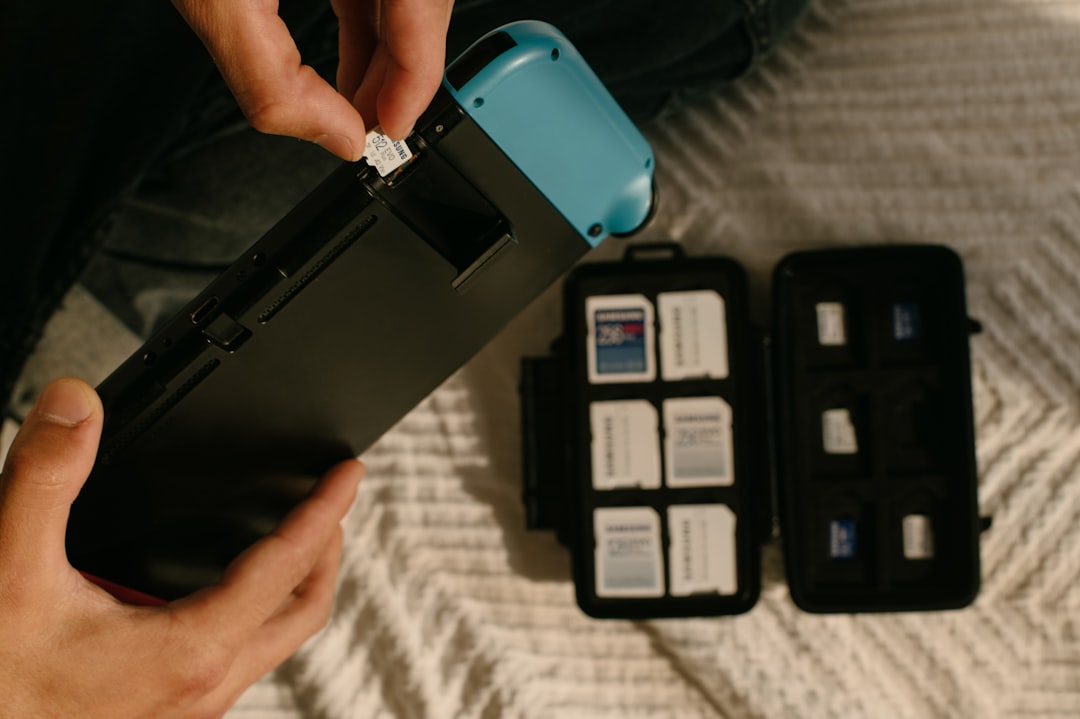 a person holding a cell phone,