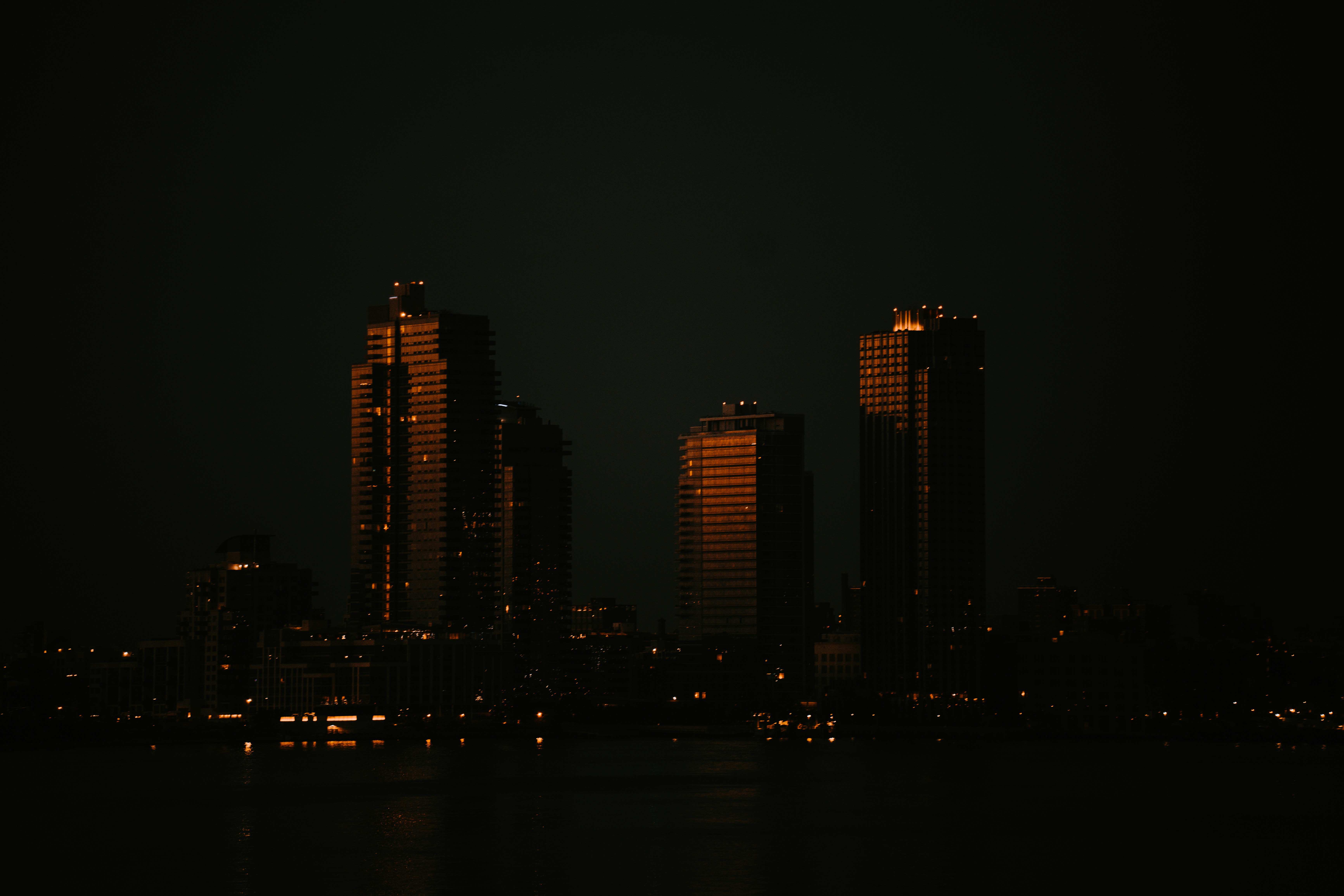 a city skyline at night