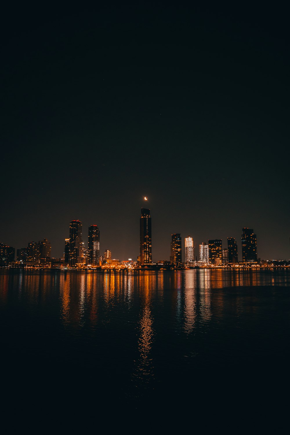 a city skyline at night