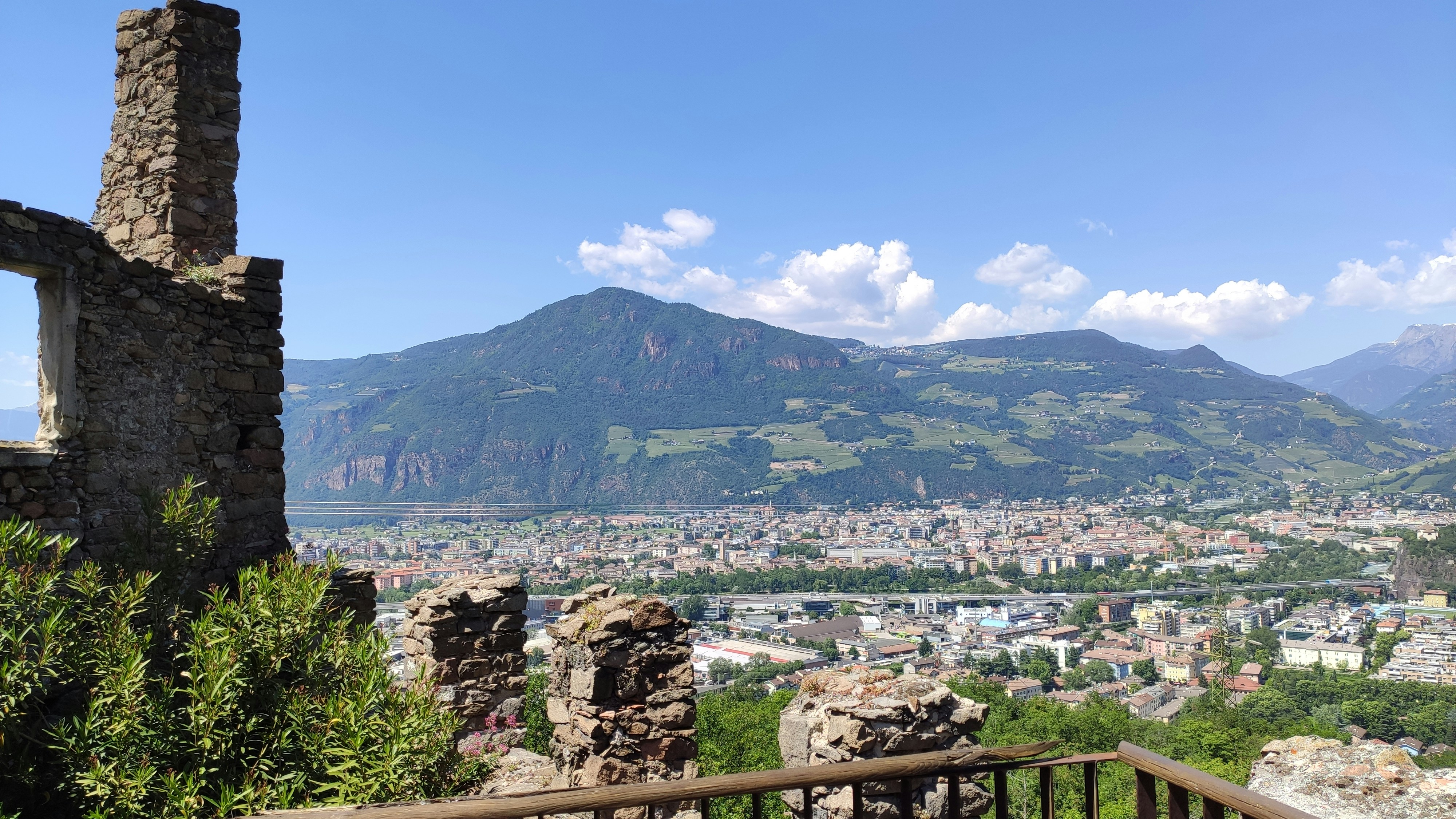 Photo by hunterweger