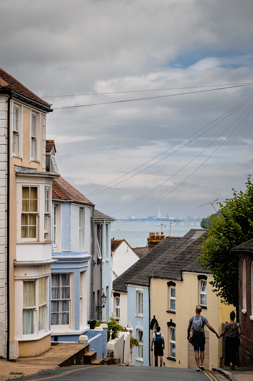 which-course-is-best-to-study-in-the-uk-in-2023
