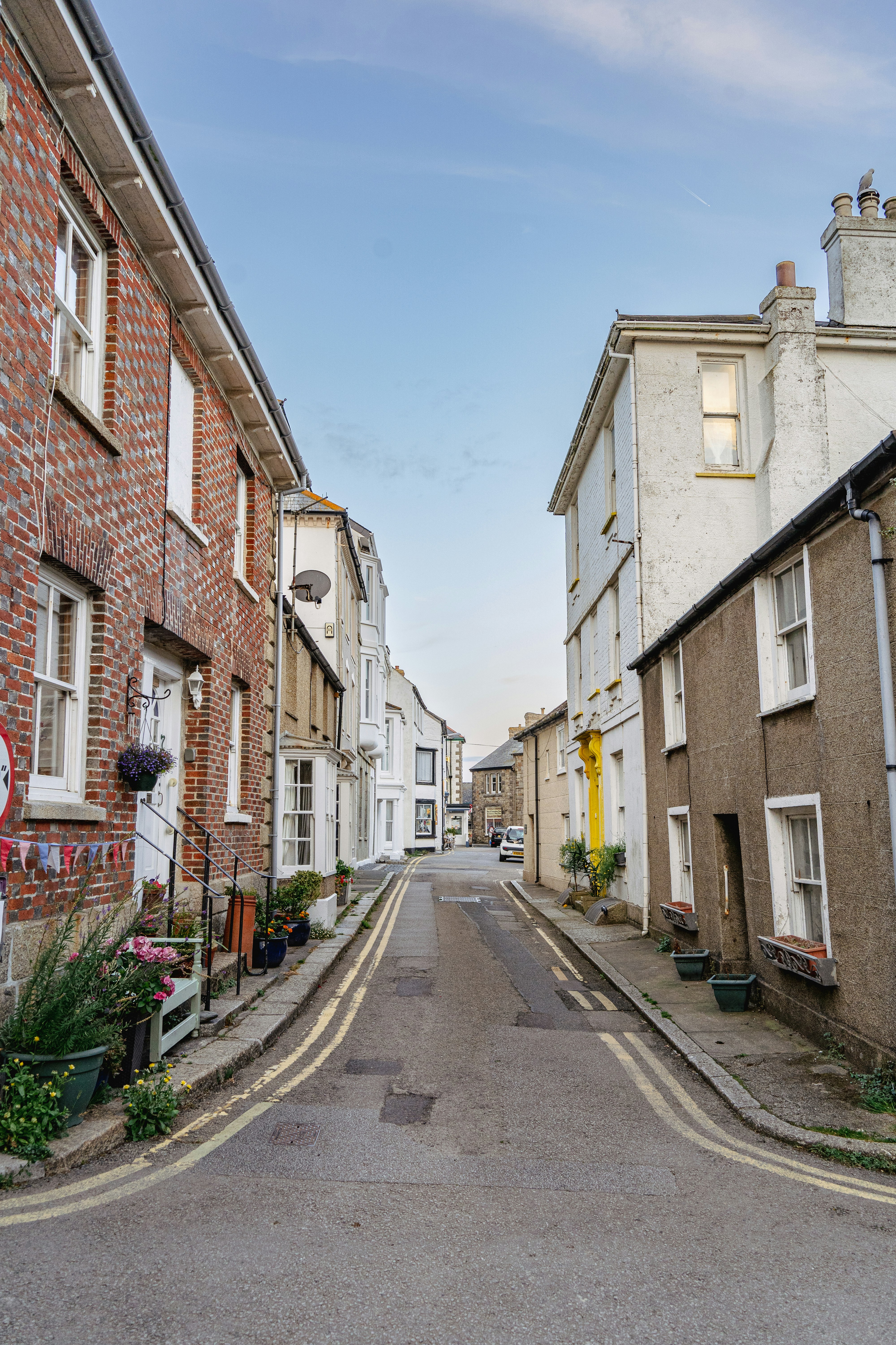 Photo by benjaminelliott