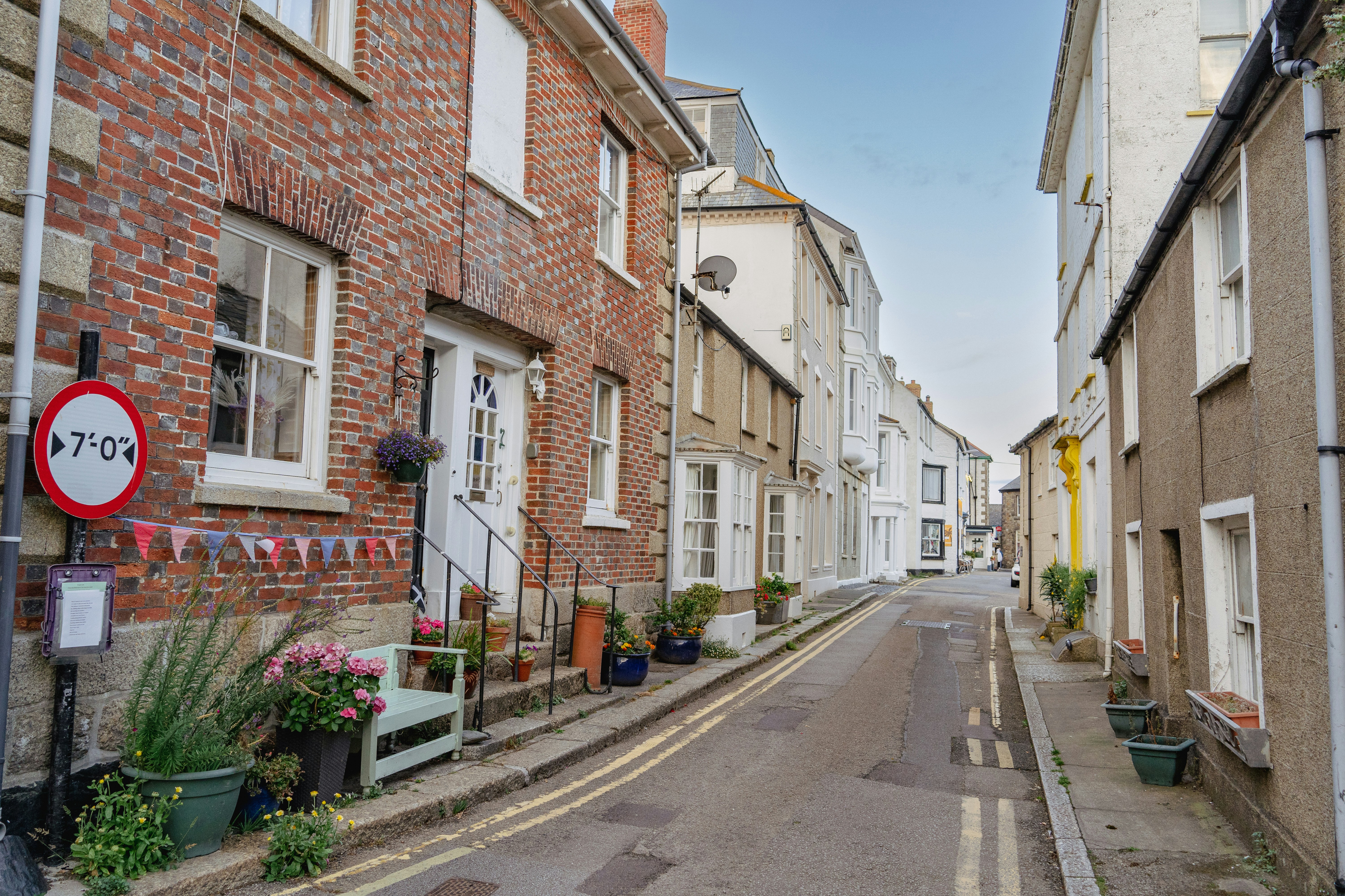 Photo by benjaminelliott