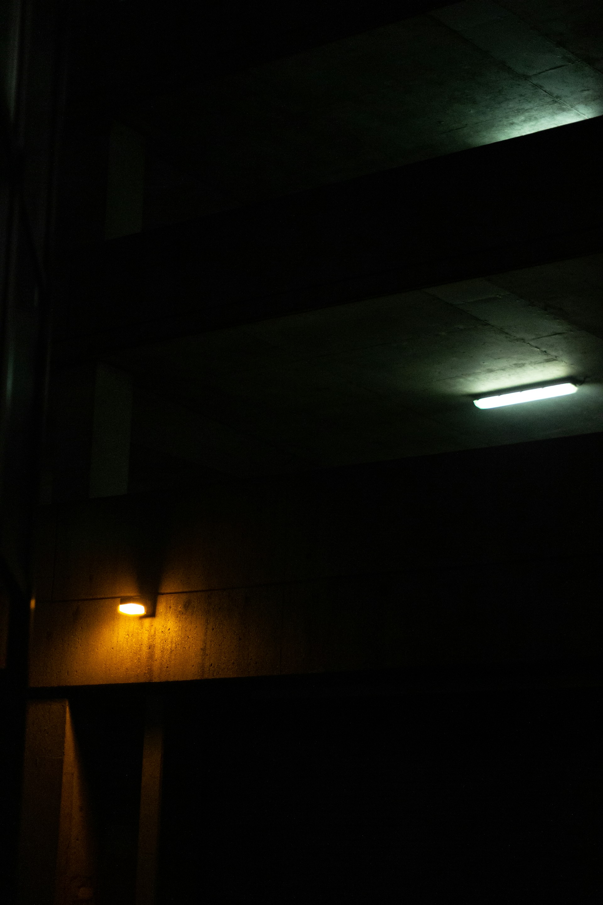 a light on the ceiling