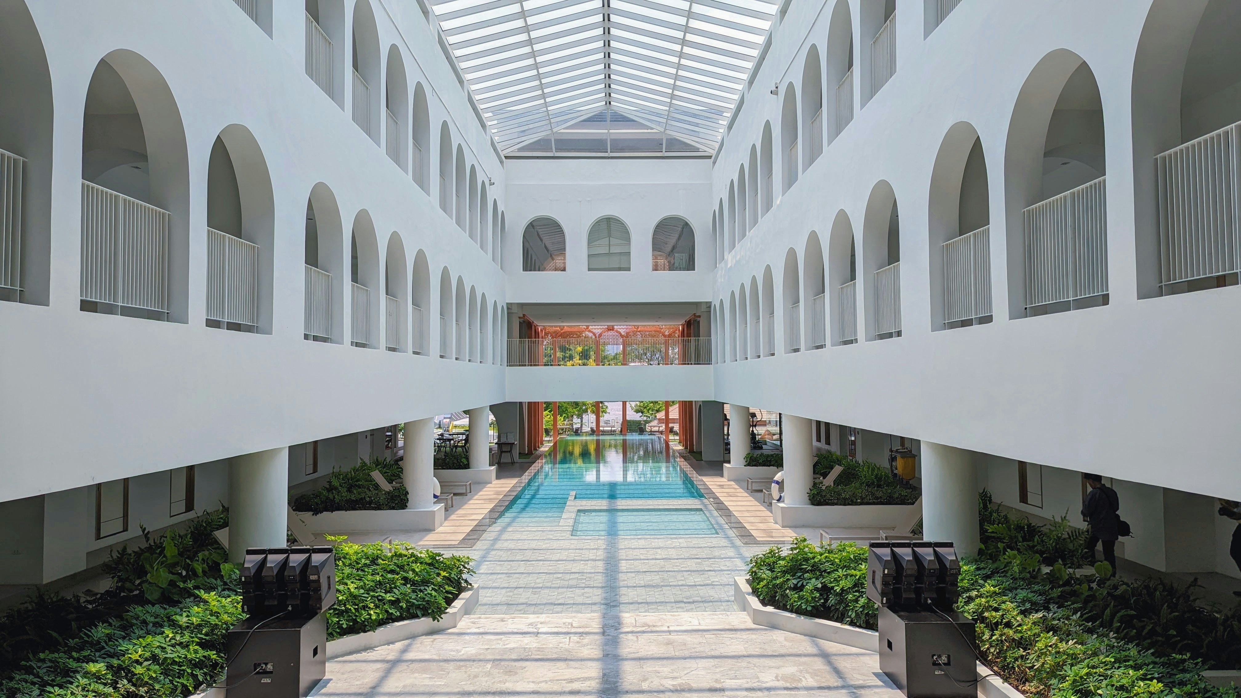 a walkway between two buildings