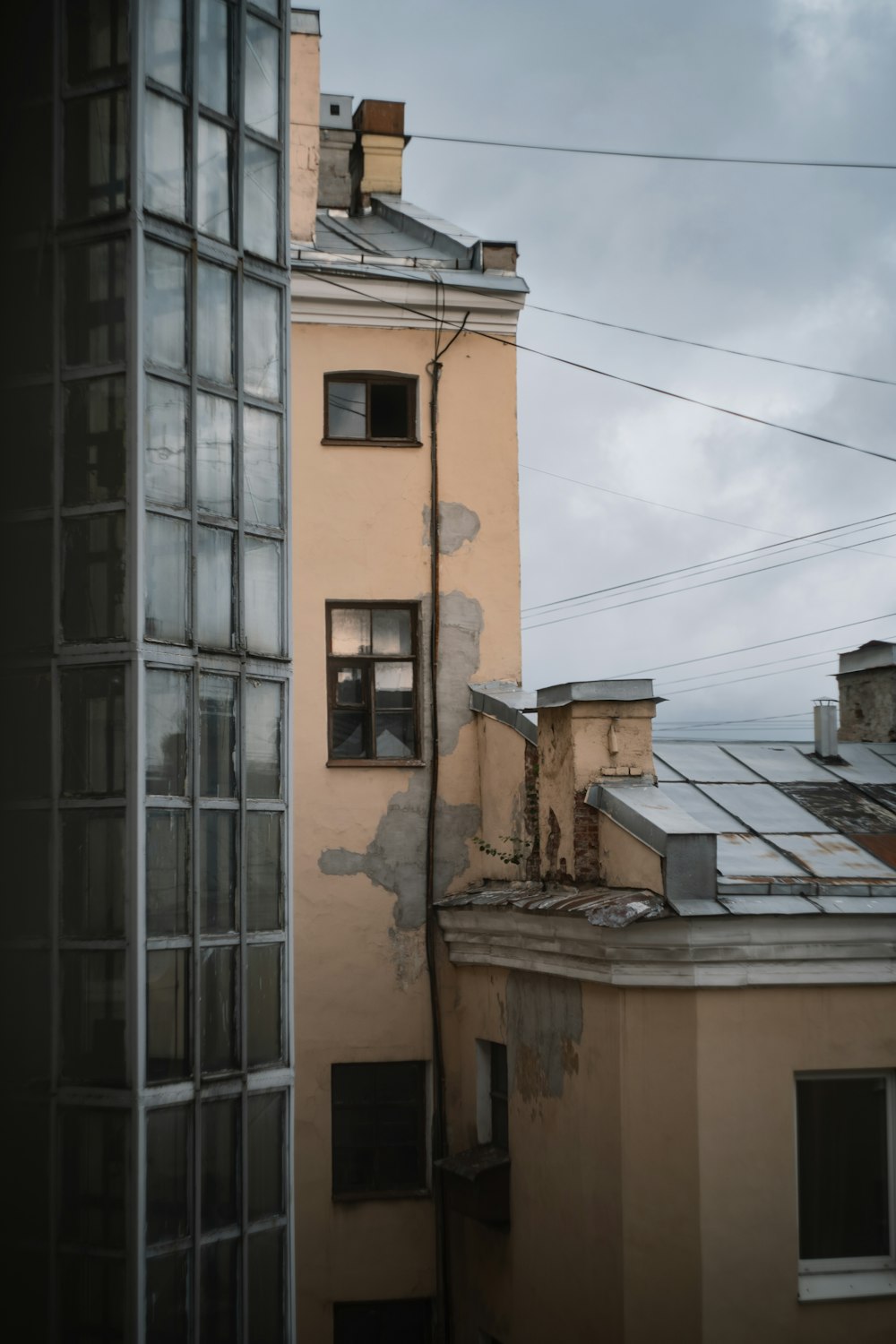 a building with a broken window