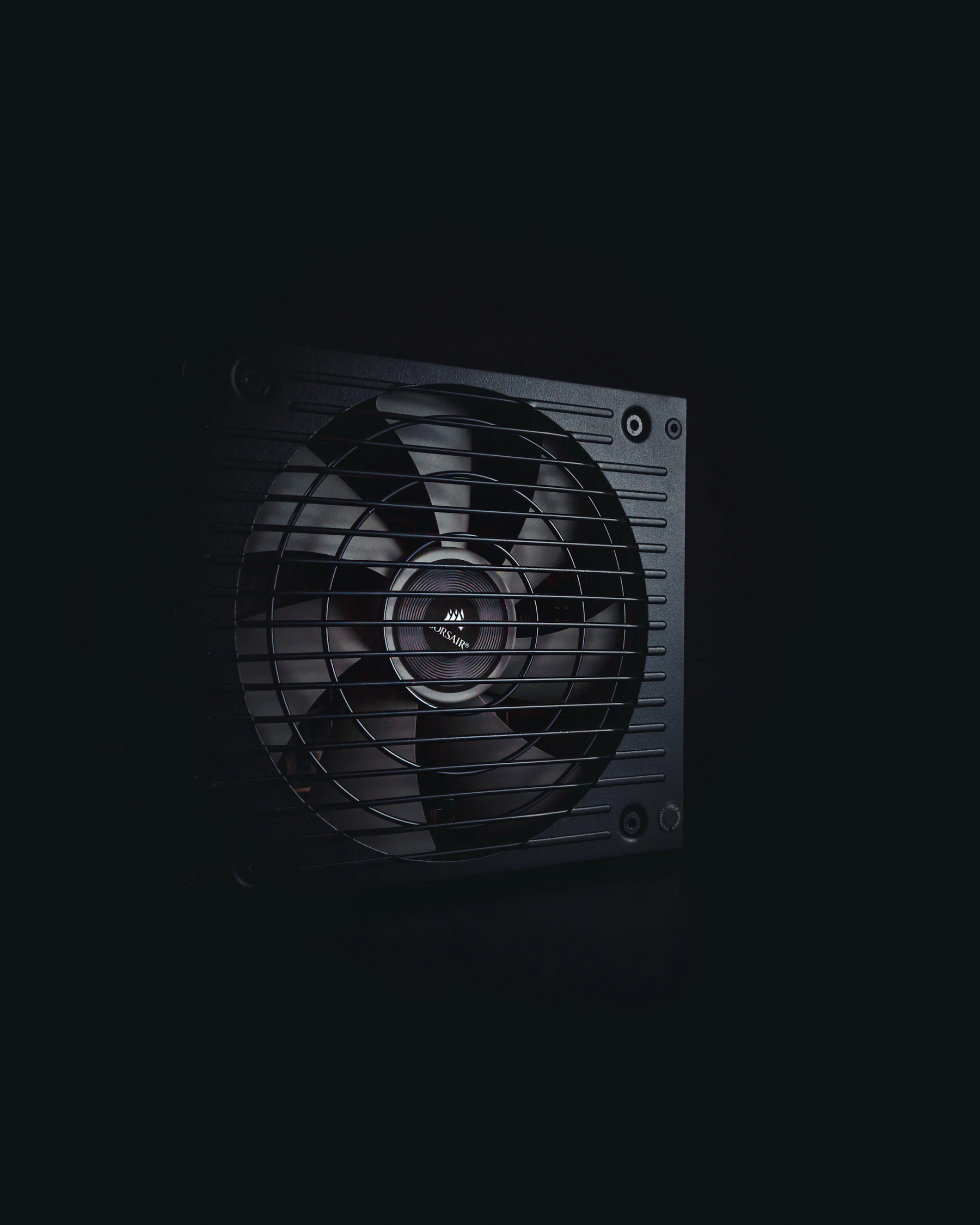 電源ユニットの静音性・効率が進化。80PLUS規格の今