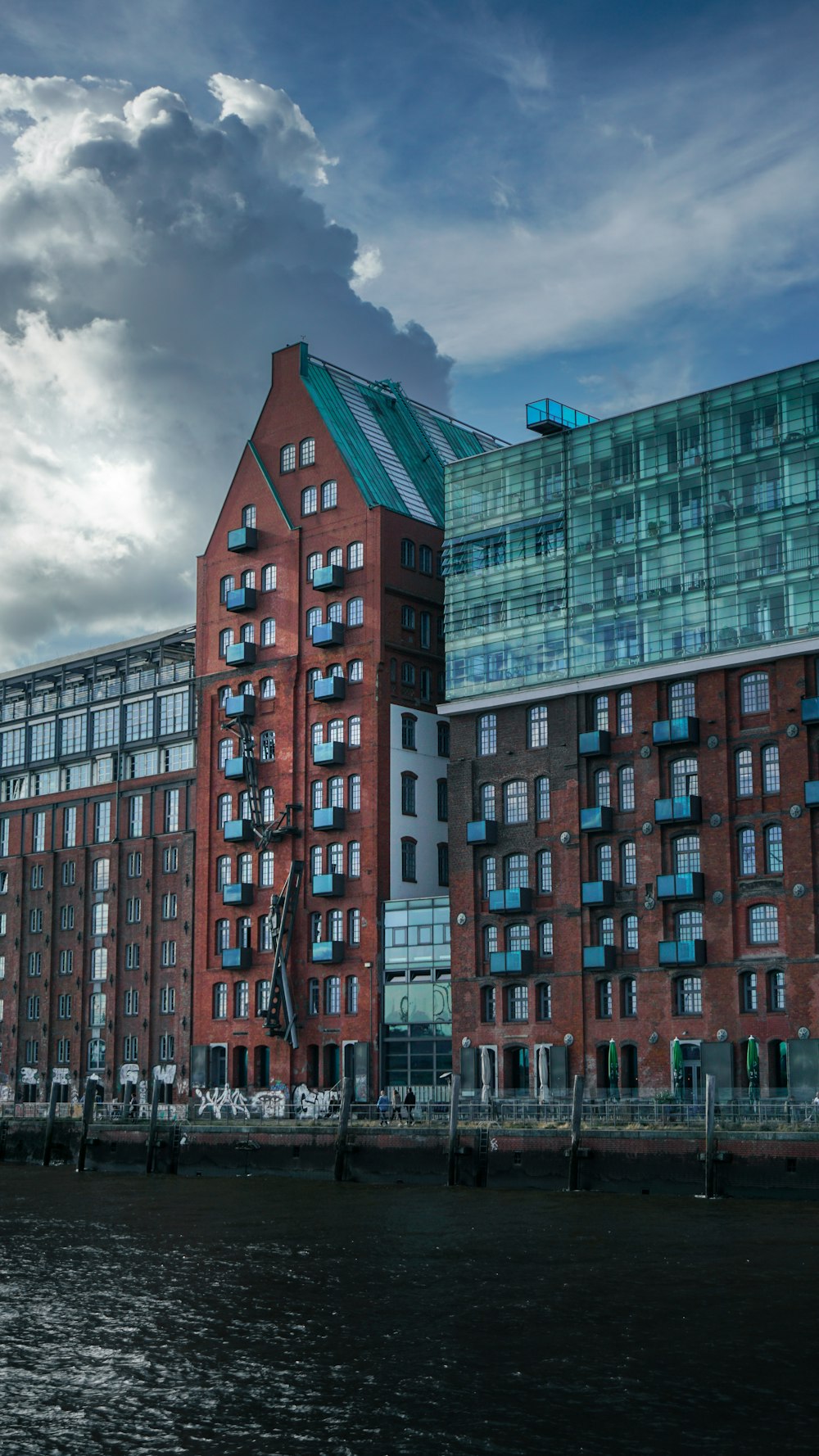 a building with many windows