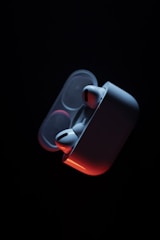 a red and white helmet