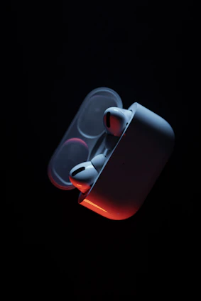 a red and white helmet