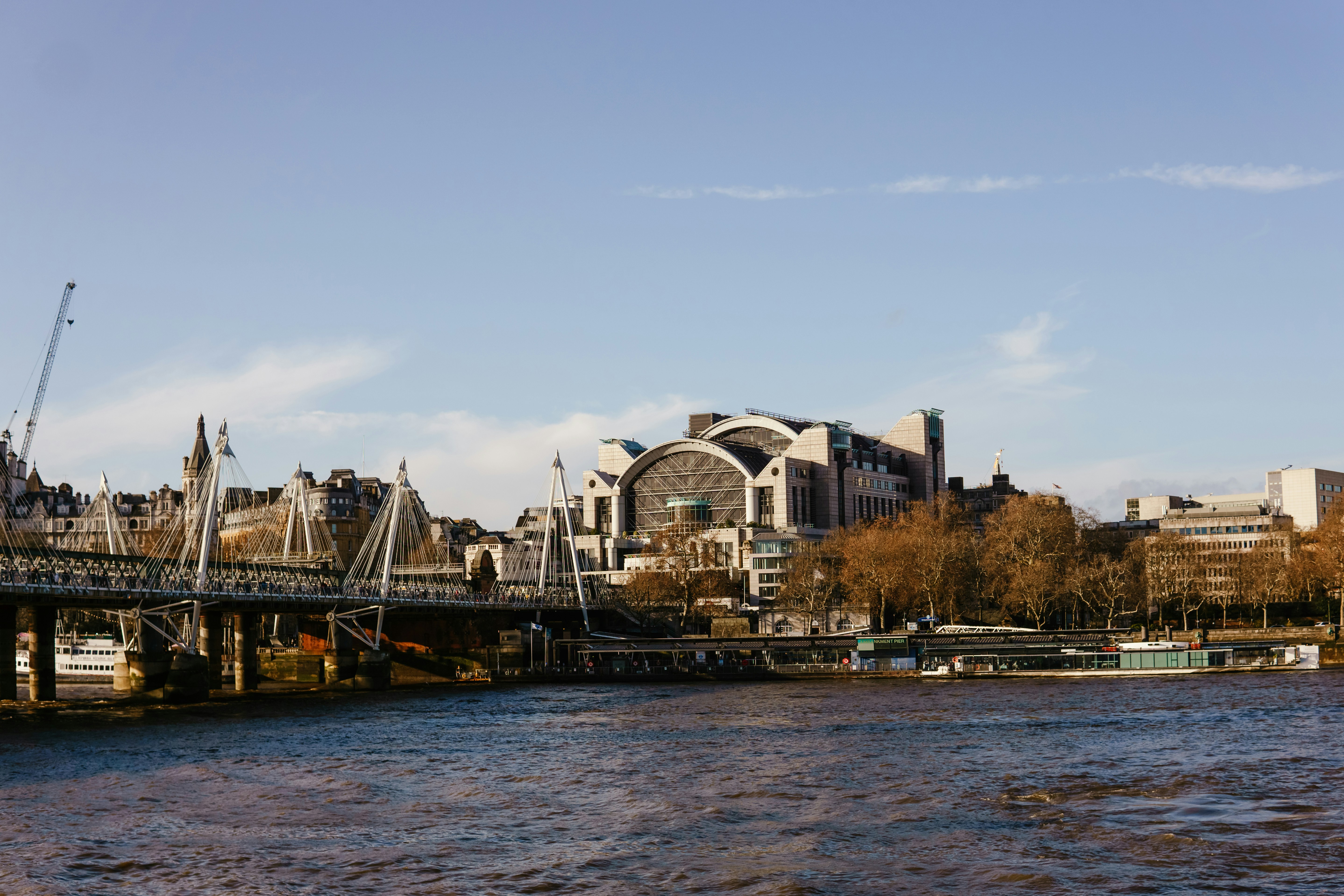 Photo by igorharrier