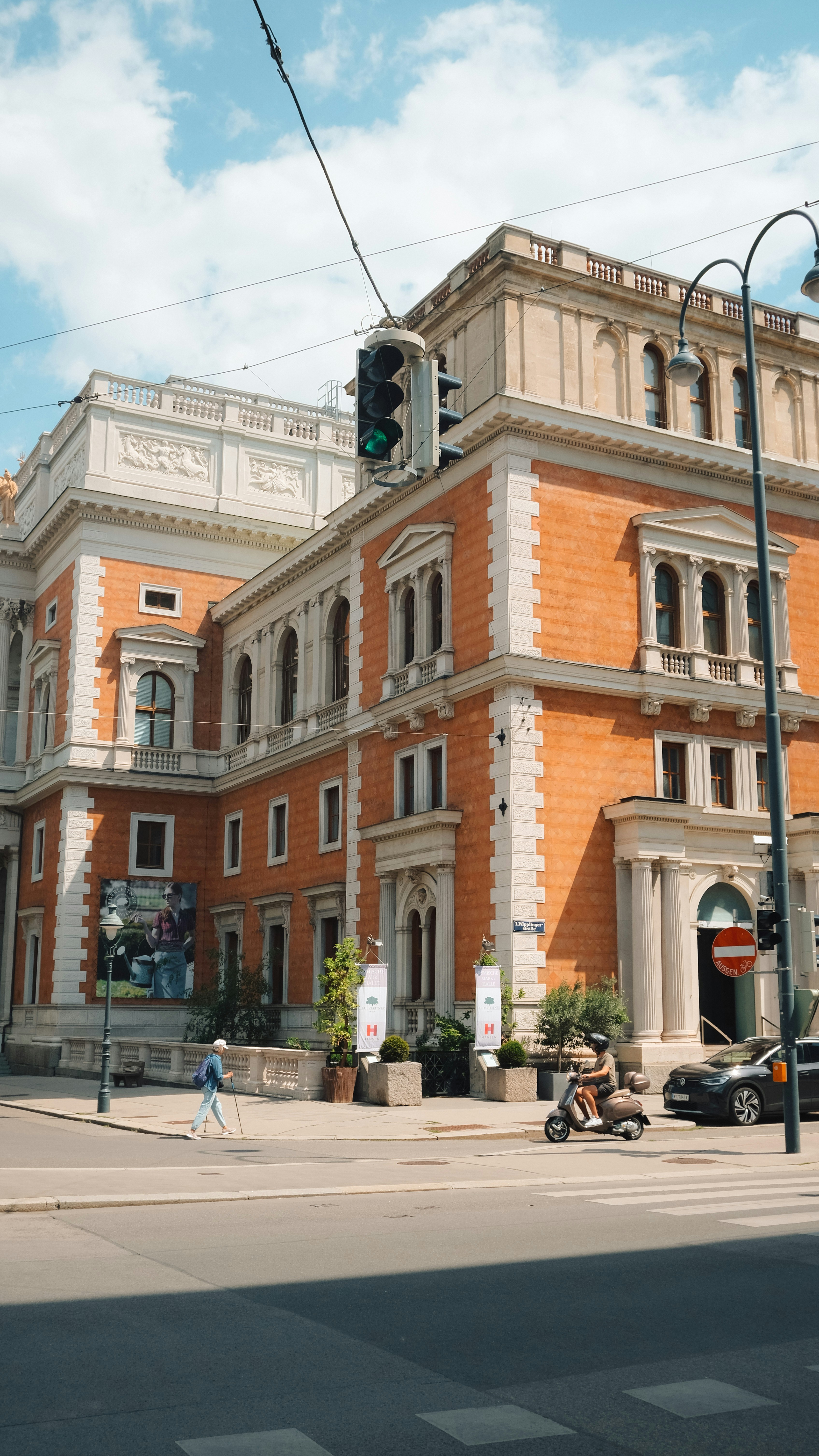 Photo by kmondschein