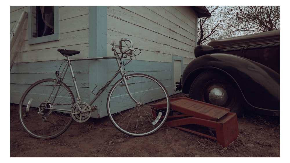 a bicycle next to a trailer