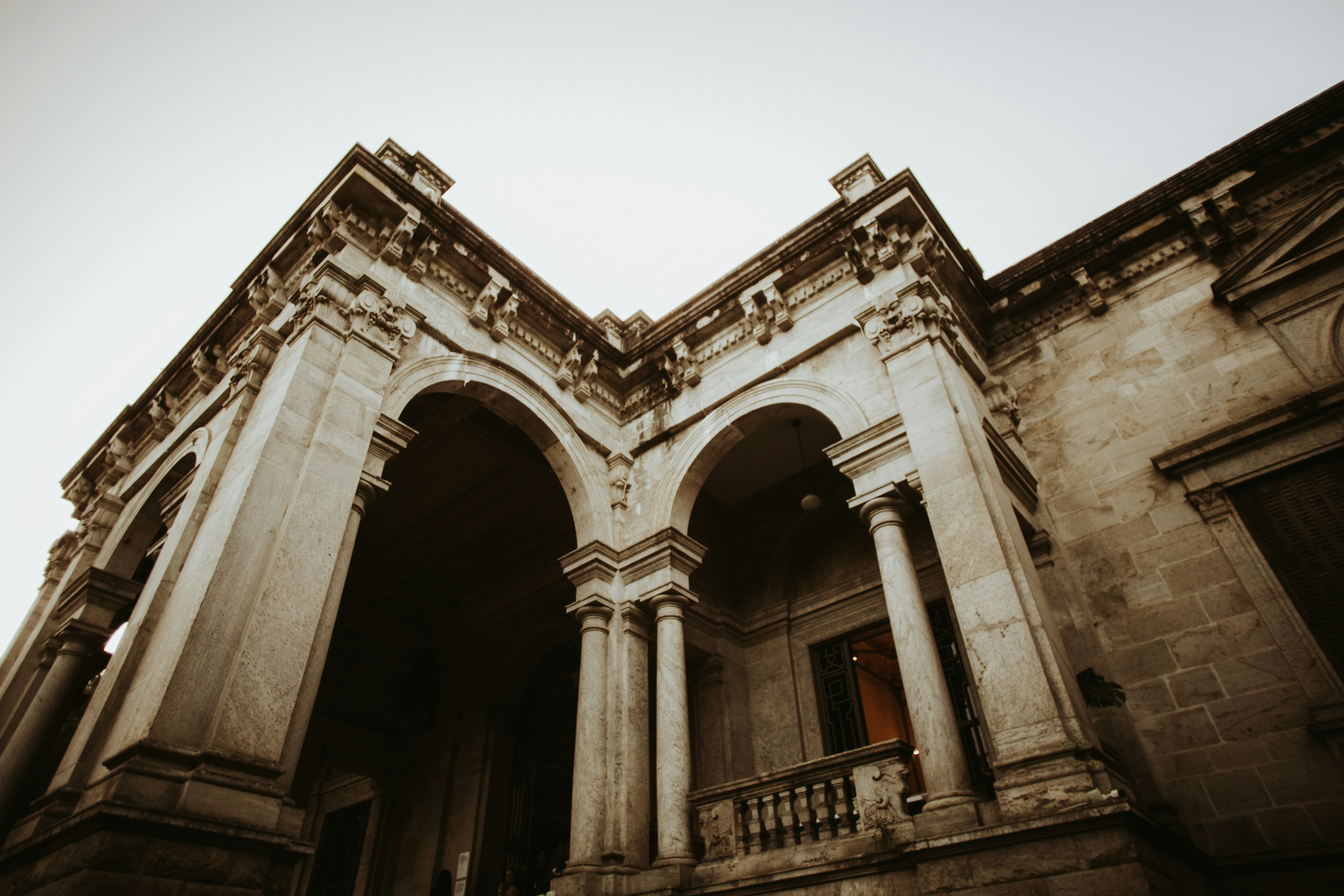 Photo by jonathanborba