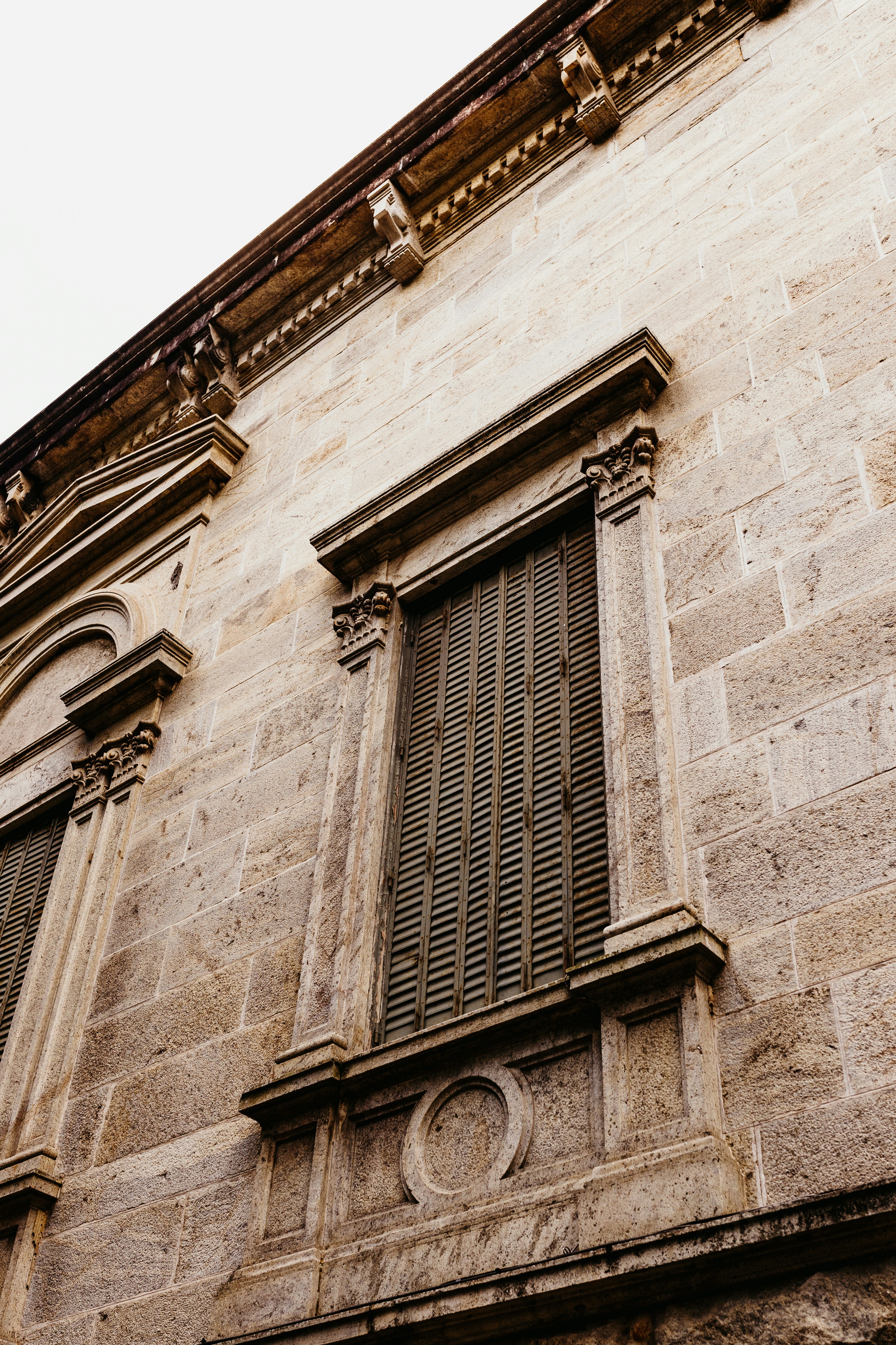 Photo by jonathanborba