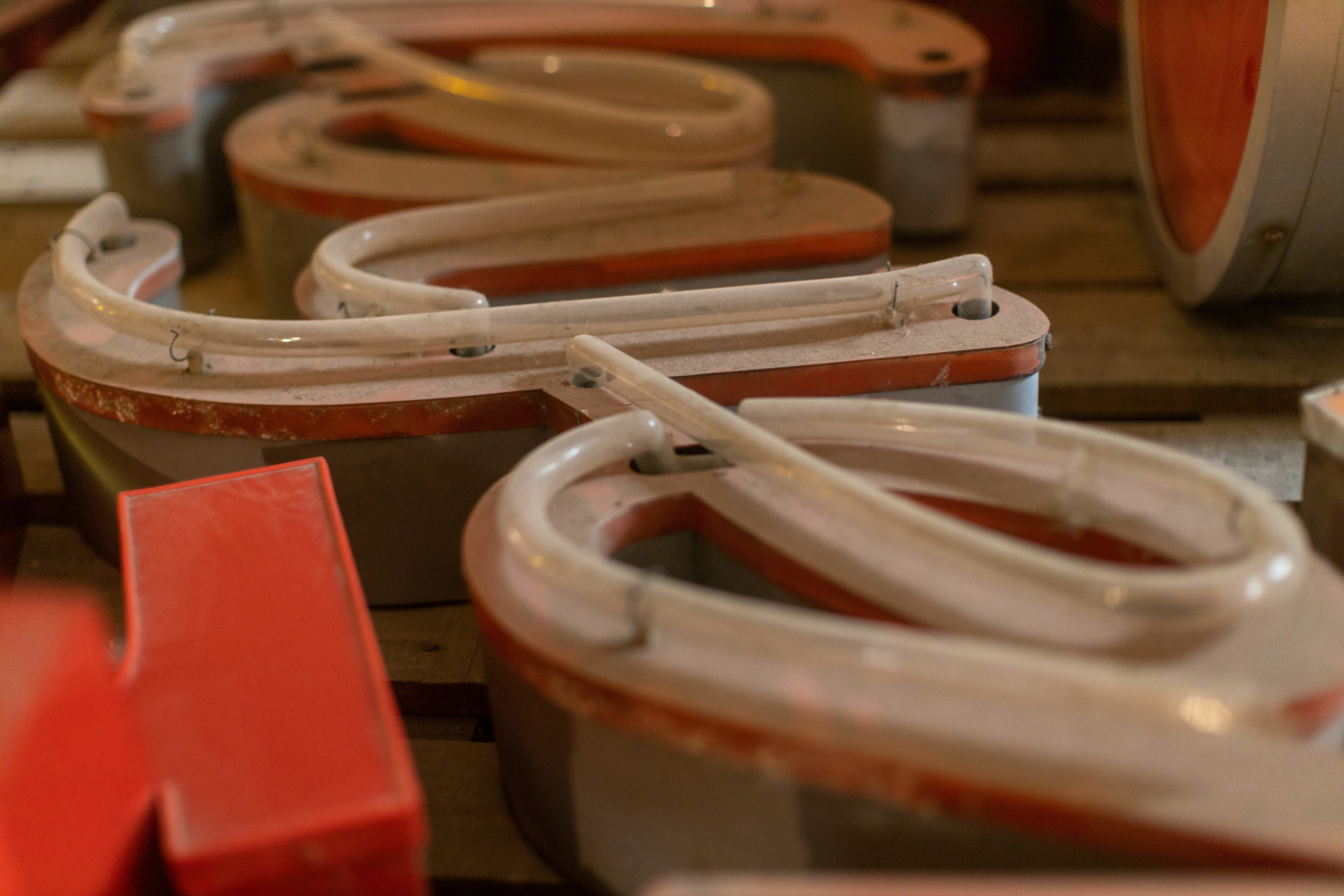 Neon Tubes and Signage Manufacturing