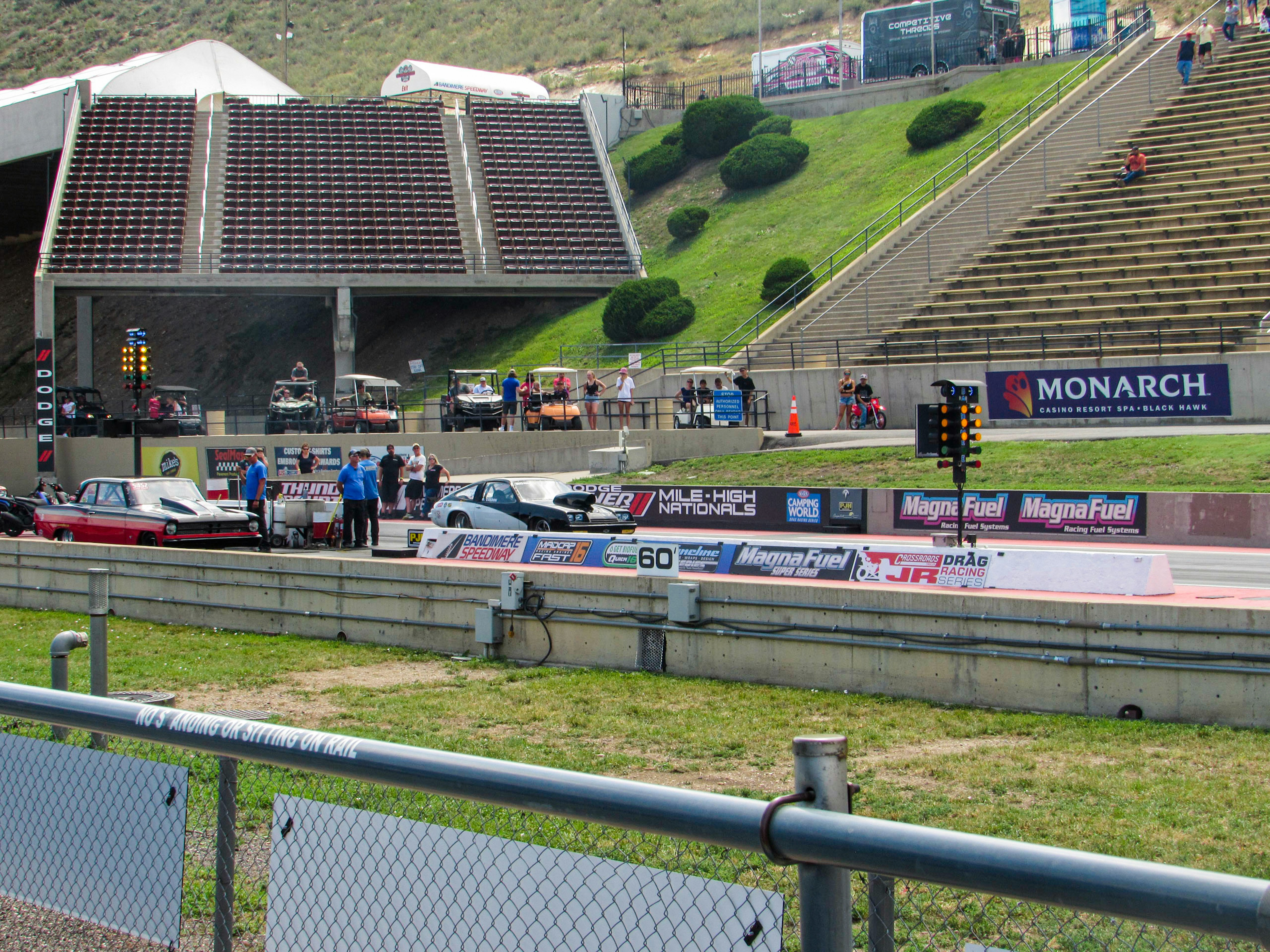 Race track with cars