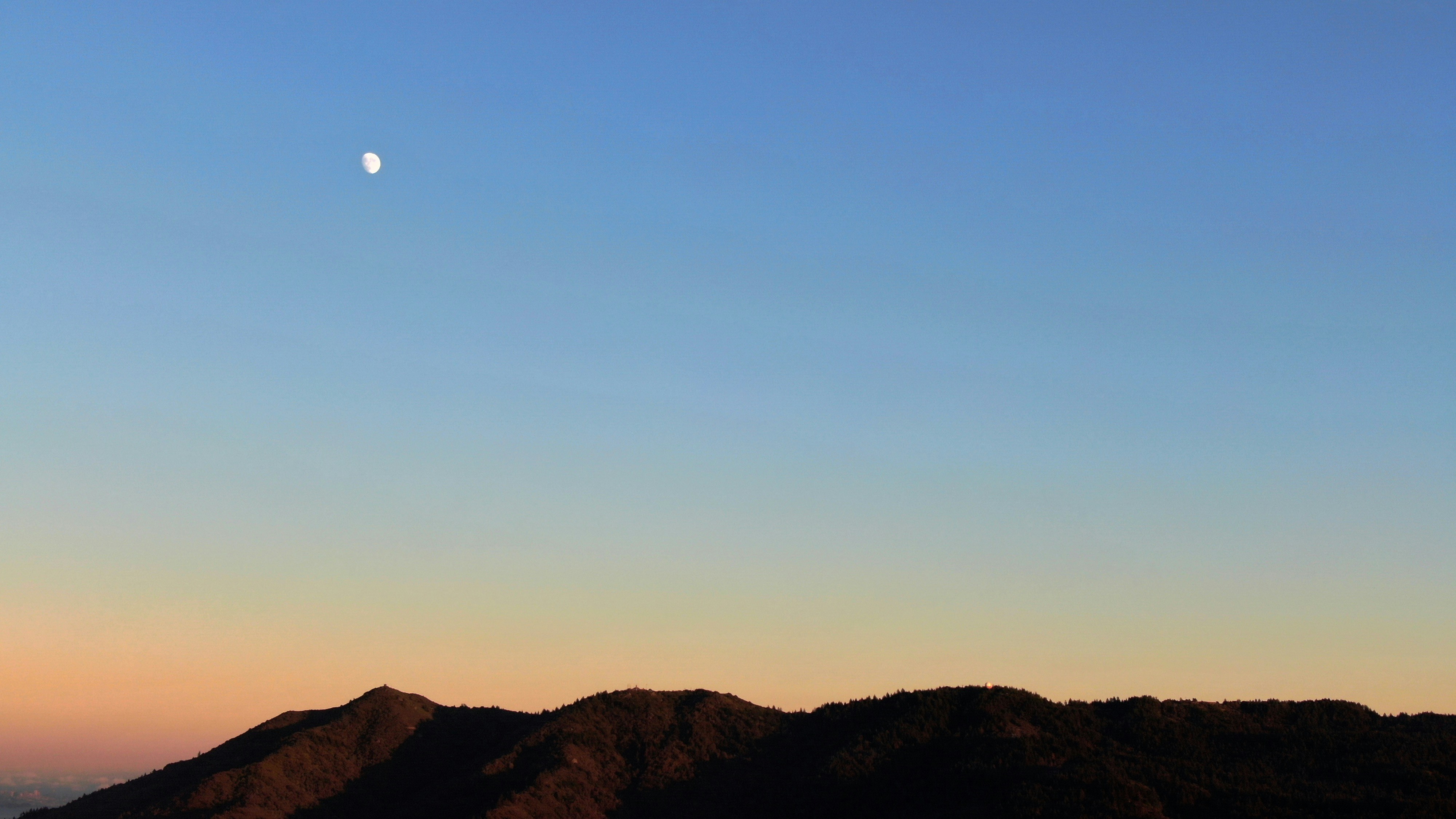 Photo by nathanbarteau