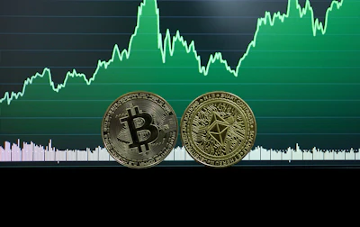 Warren Buffett's Cash Pile Hits $373 Billion: What Berkshire's Stagnation Means for Crypto