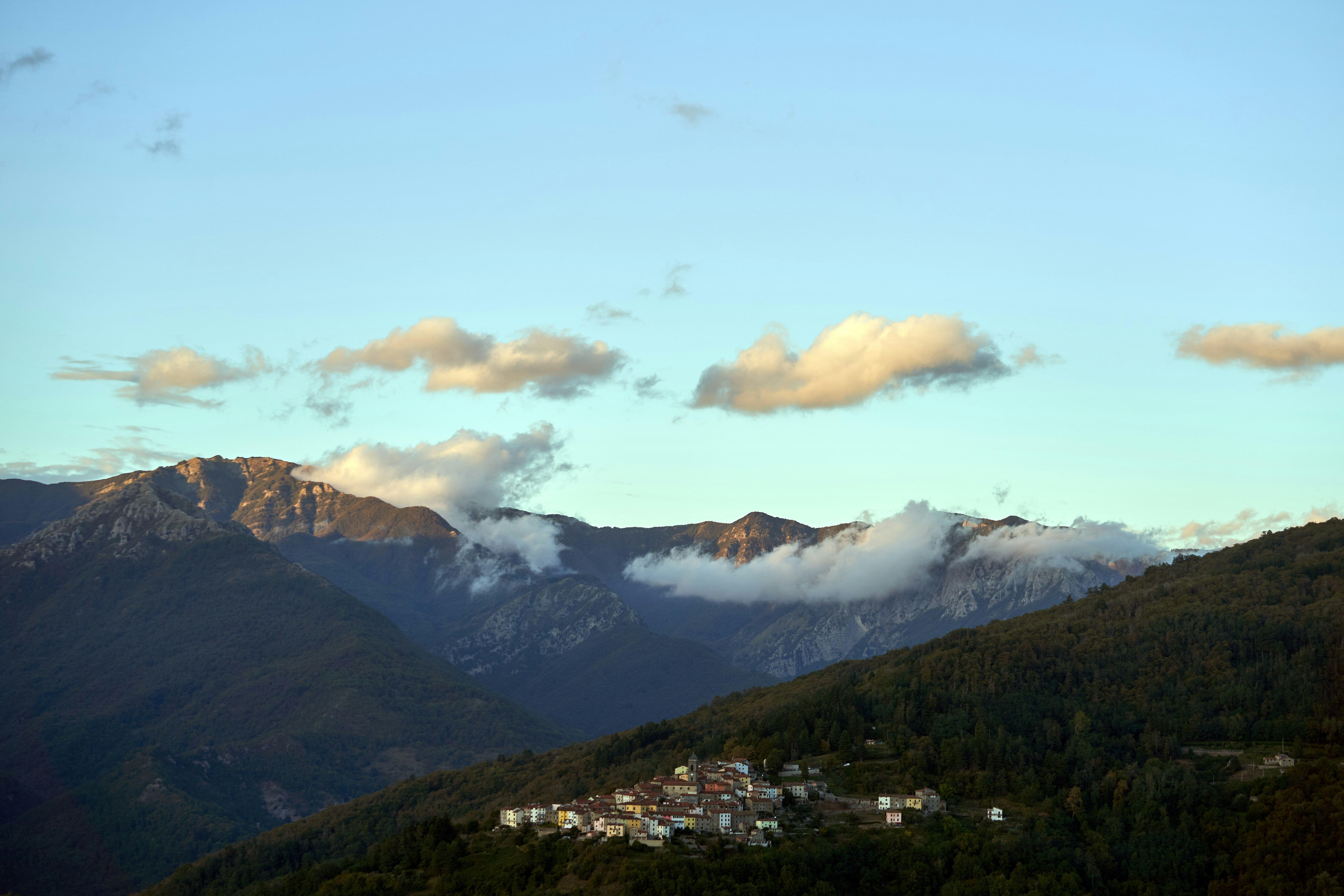 a town in the valley between mountains