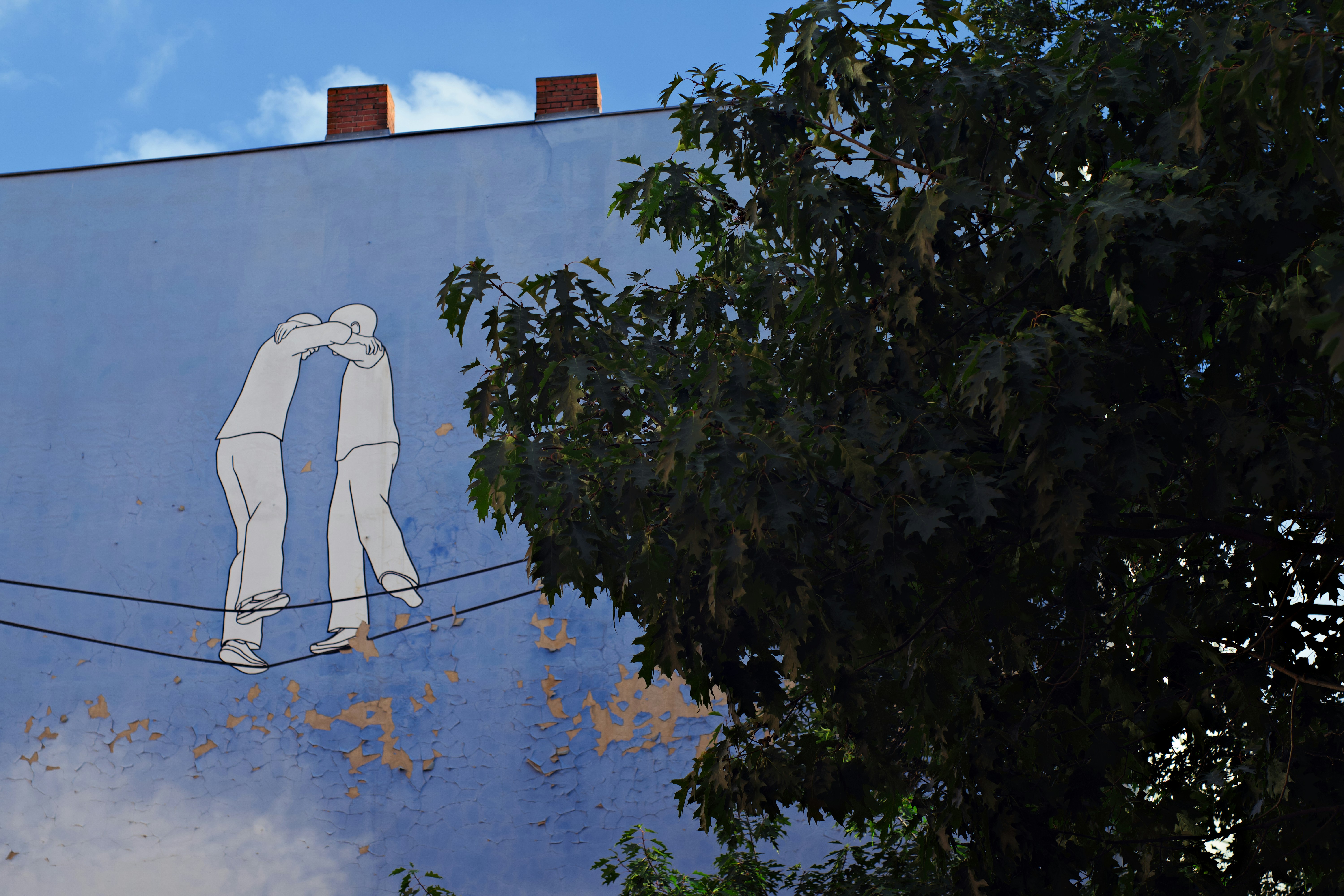 Photo by k_sariwating